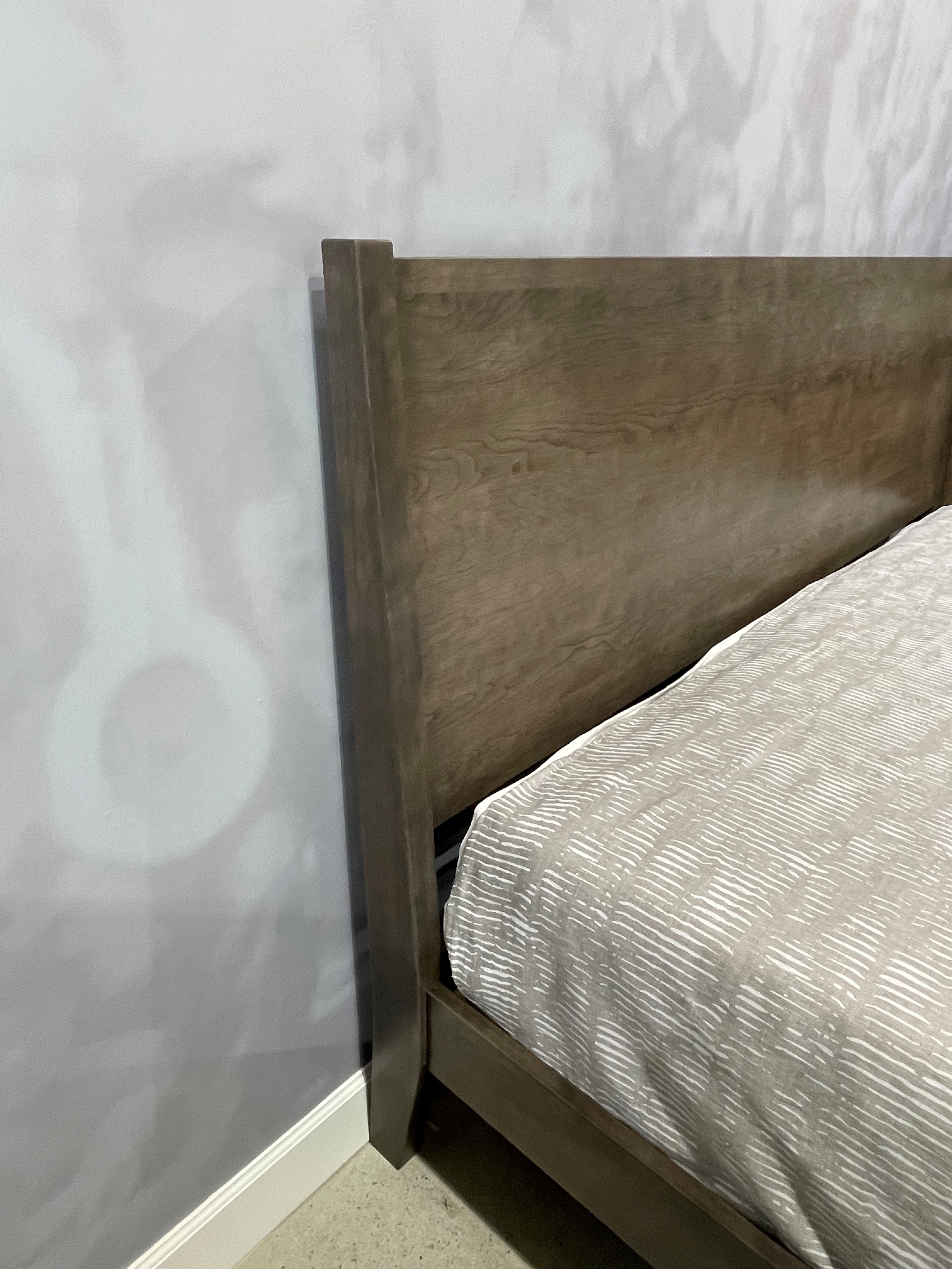 perfectbalance Queen Common Platform Bed