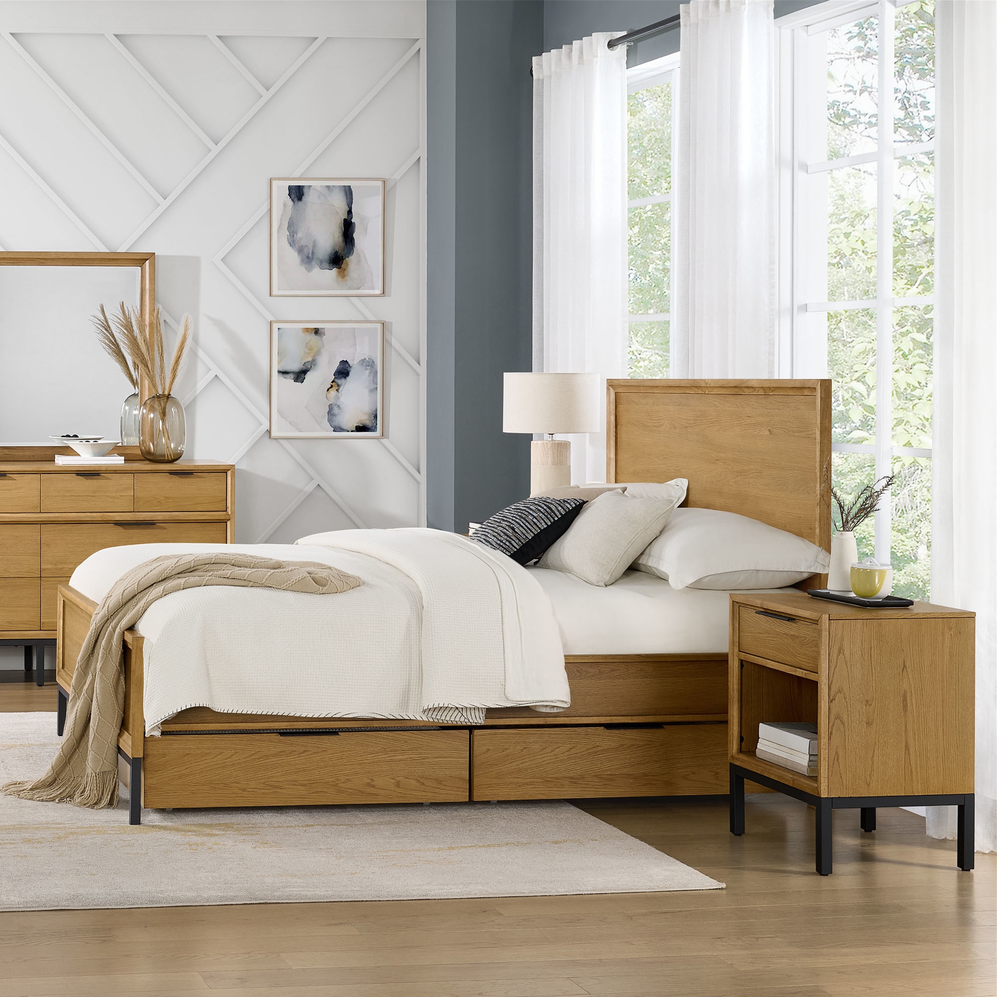 Intercon Newport Queen Panel Bed