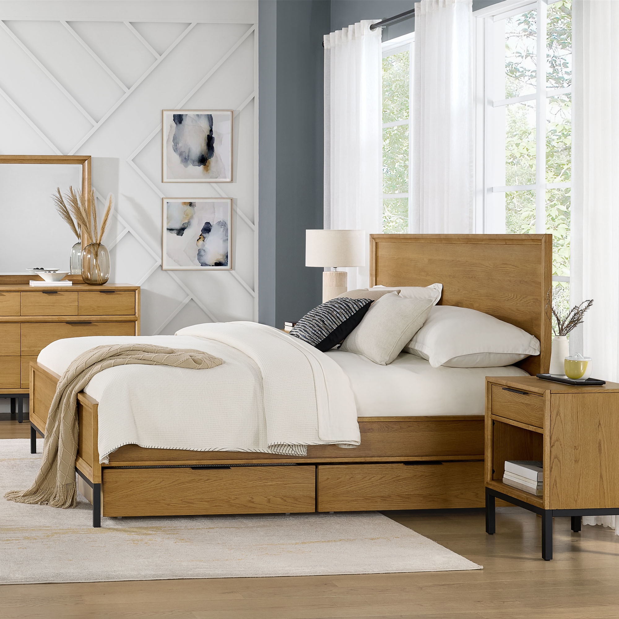 Intercon Newport King Panel Bed