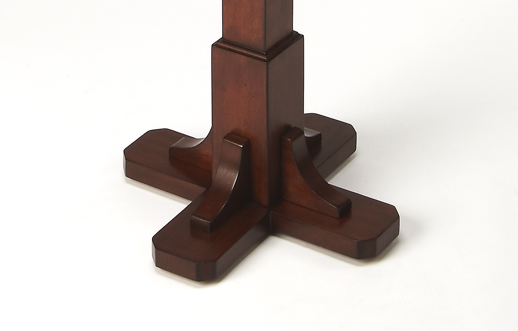 Butler Specialty Company Masterpiece  Costumer