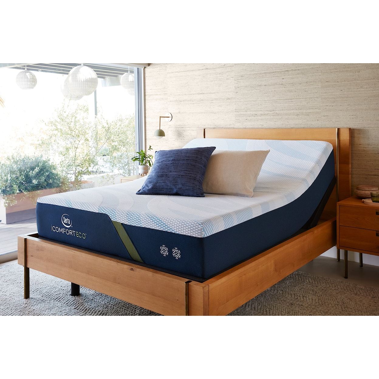 Serta Serta iComfortECO F10 12.75" Medium Mattress - California King