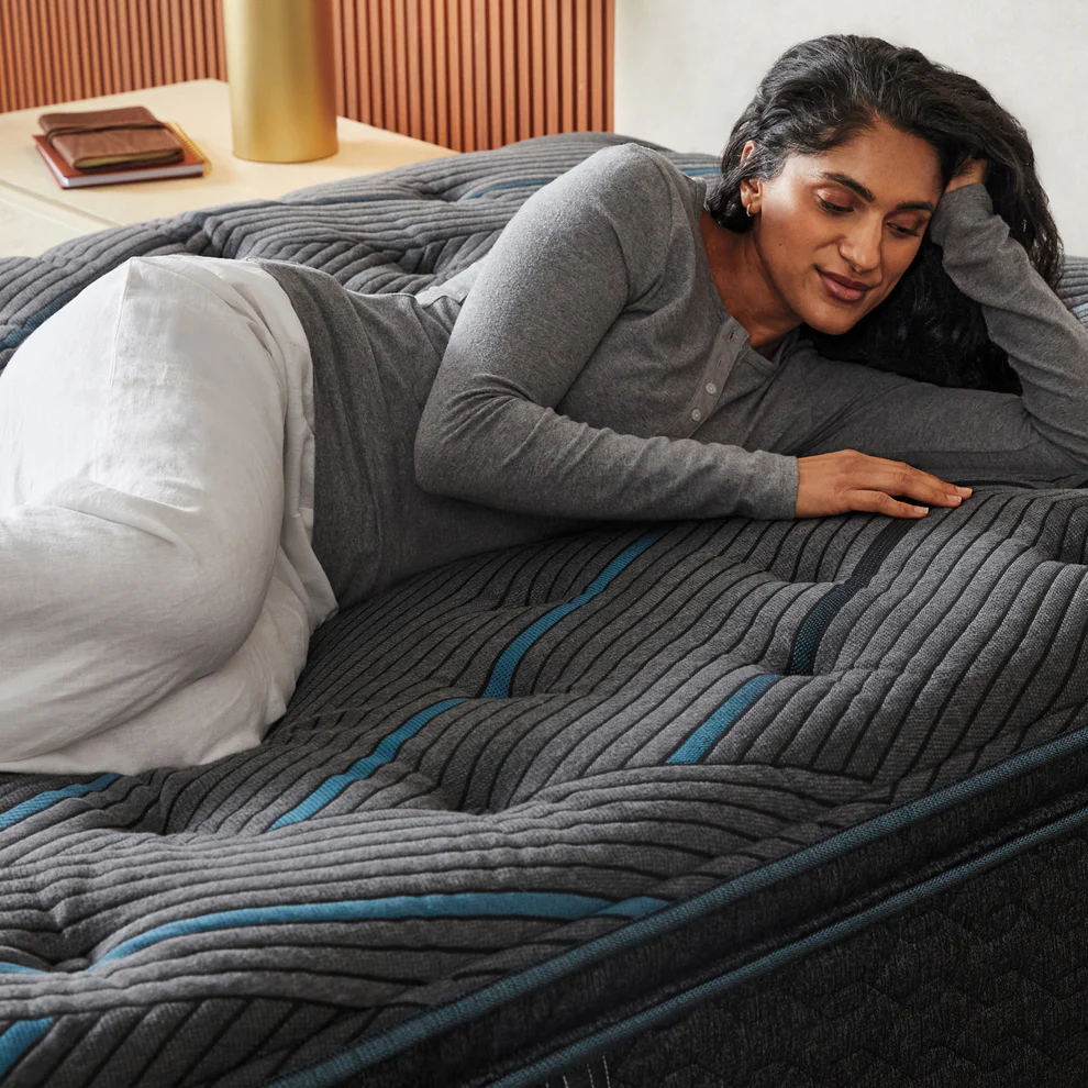 Beautyrest Level One Mattress - Thumbnail 3