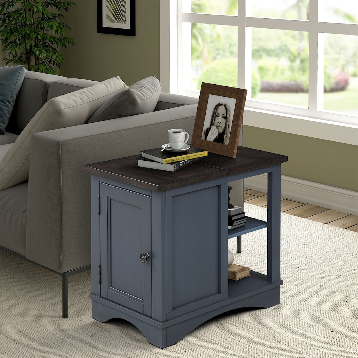 Paramount Furniture Americana Modern Chairside Table