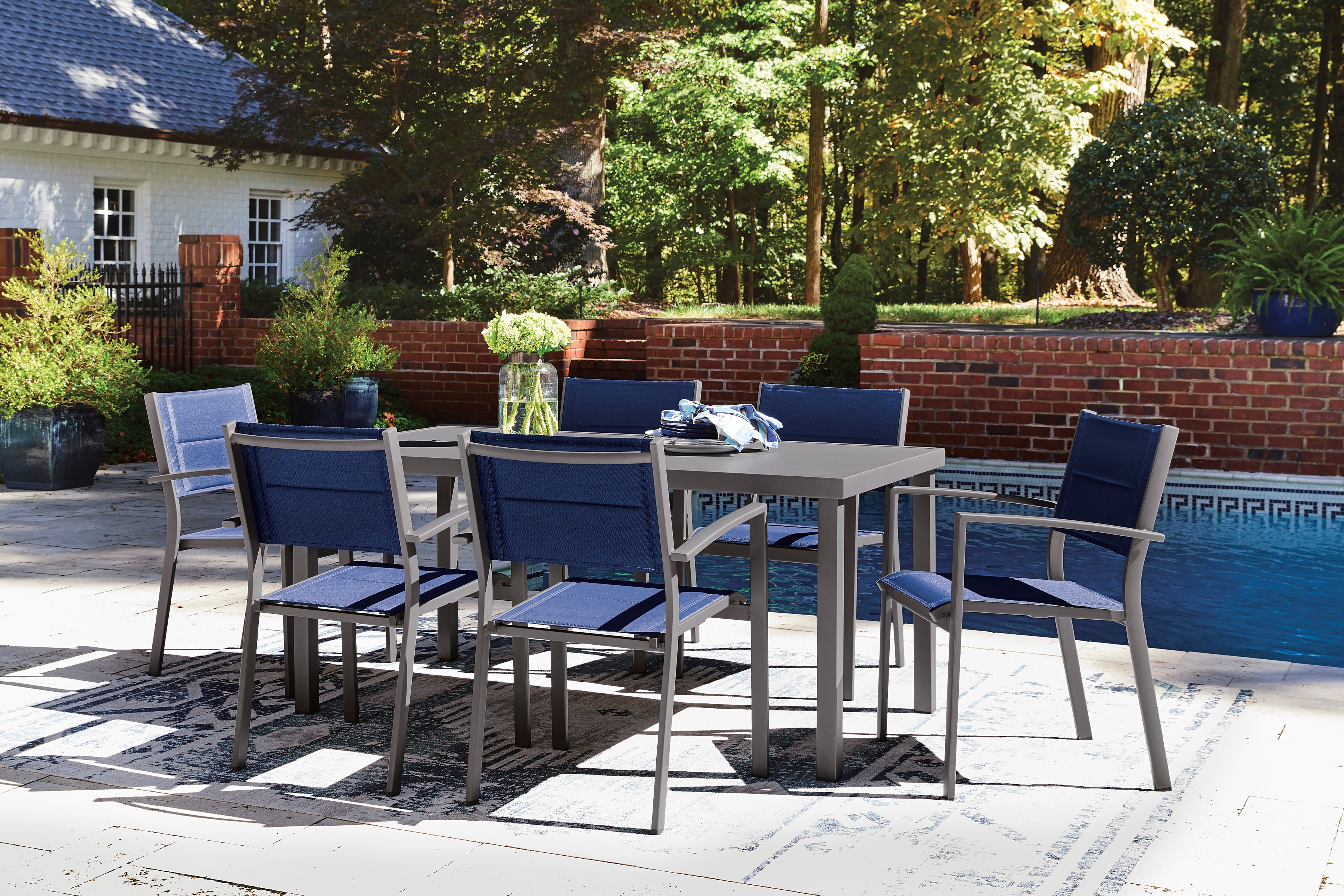 Signature Design by Ashley Rocky Creek Outdoor 7 pc Set