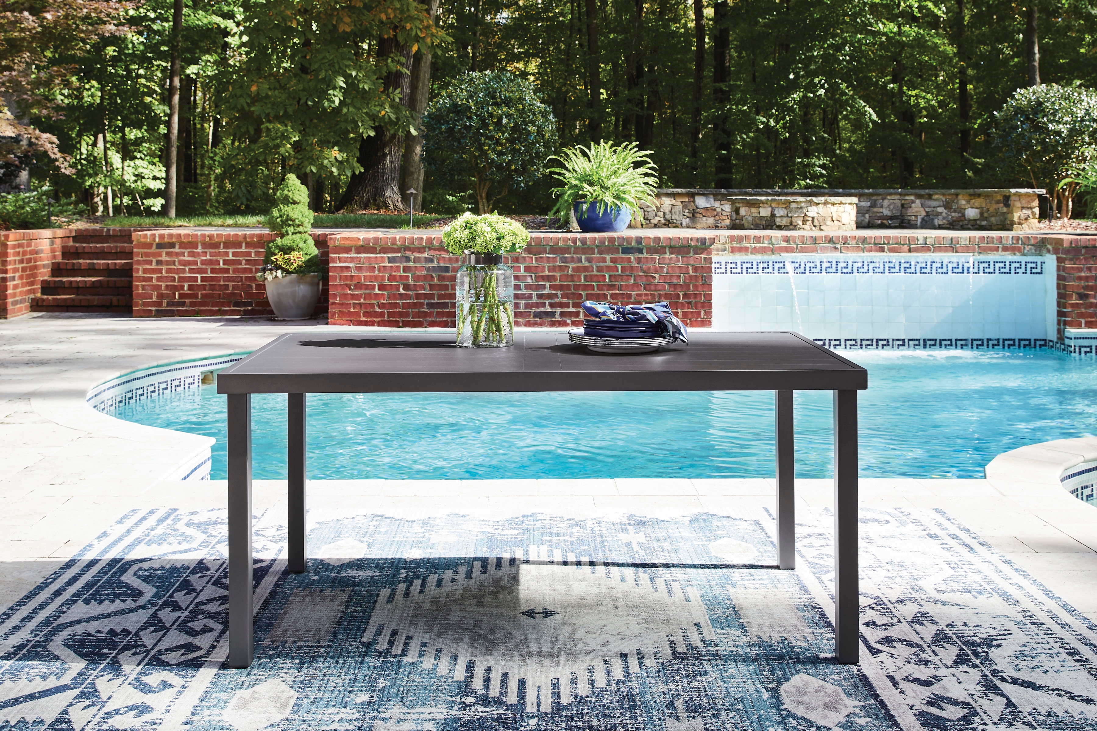 Signature Design by Ashley Rocky Creek Rect Dining Table W/Umb Opt