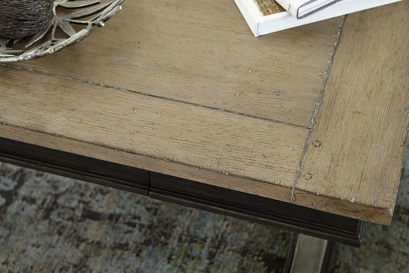 Cocktail/Coffee Tables