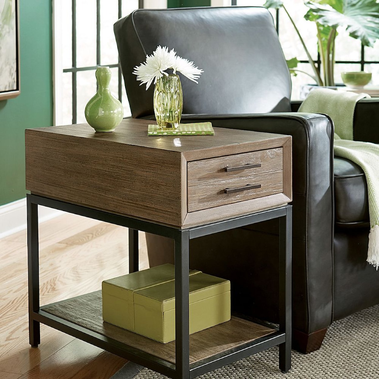 Hammary Jefferson Chairside Table