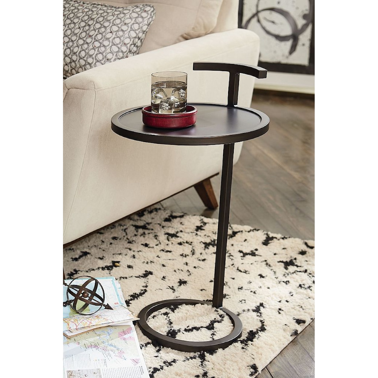 Hammary Junction Round Accent Table