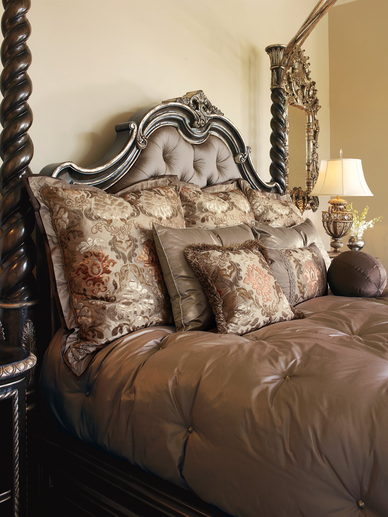 Piazza San Marco King Poster Bed