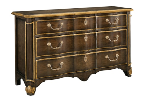 Aria Dresser