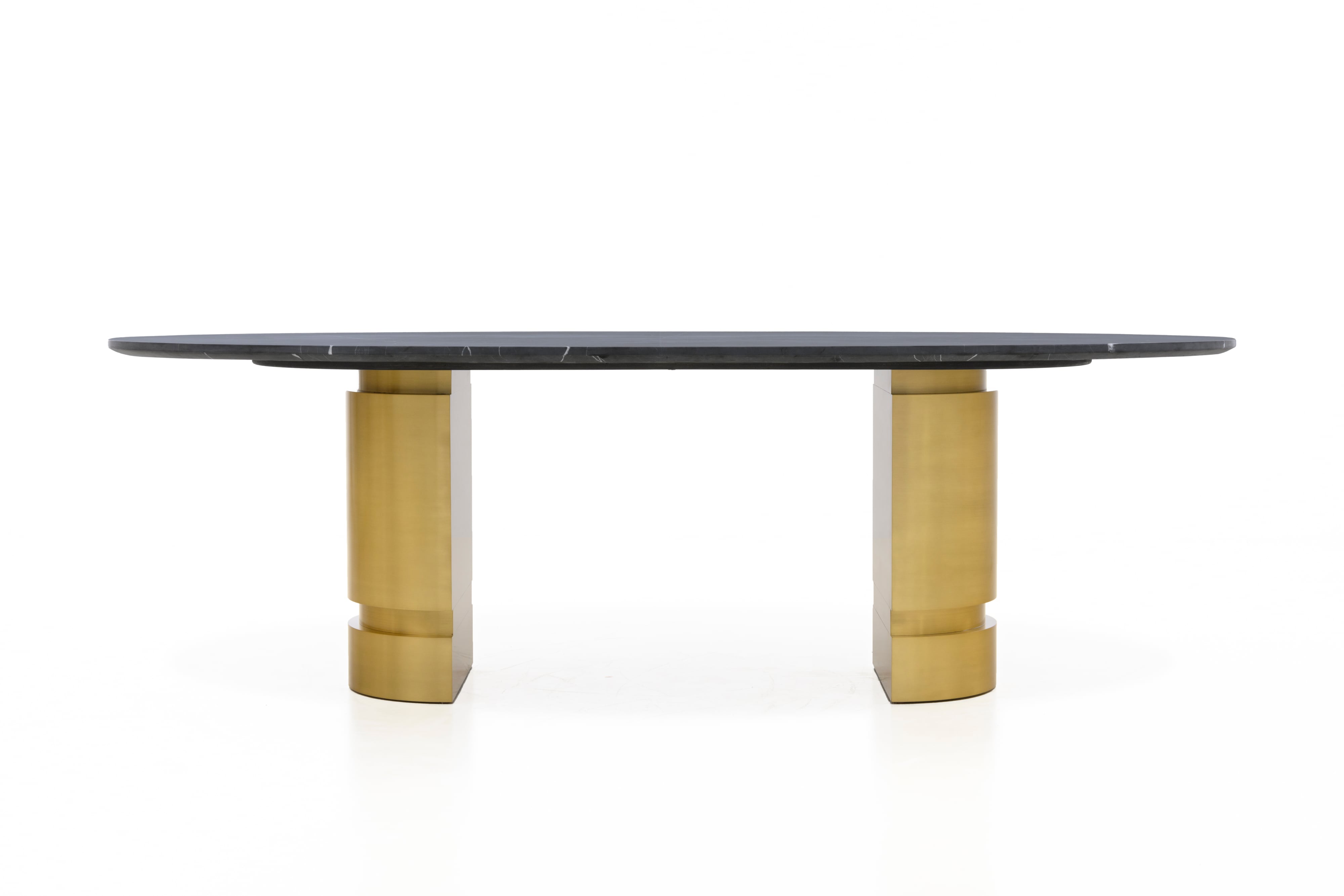 Gustav Dining Table