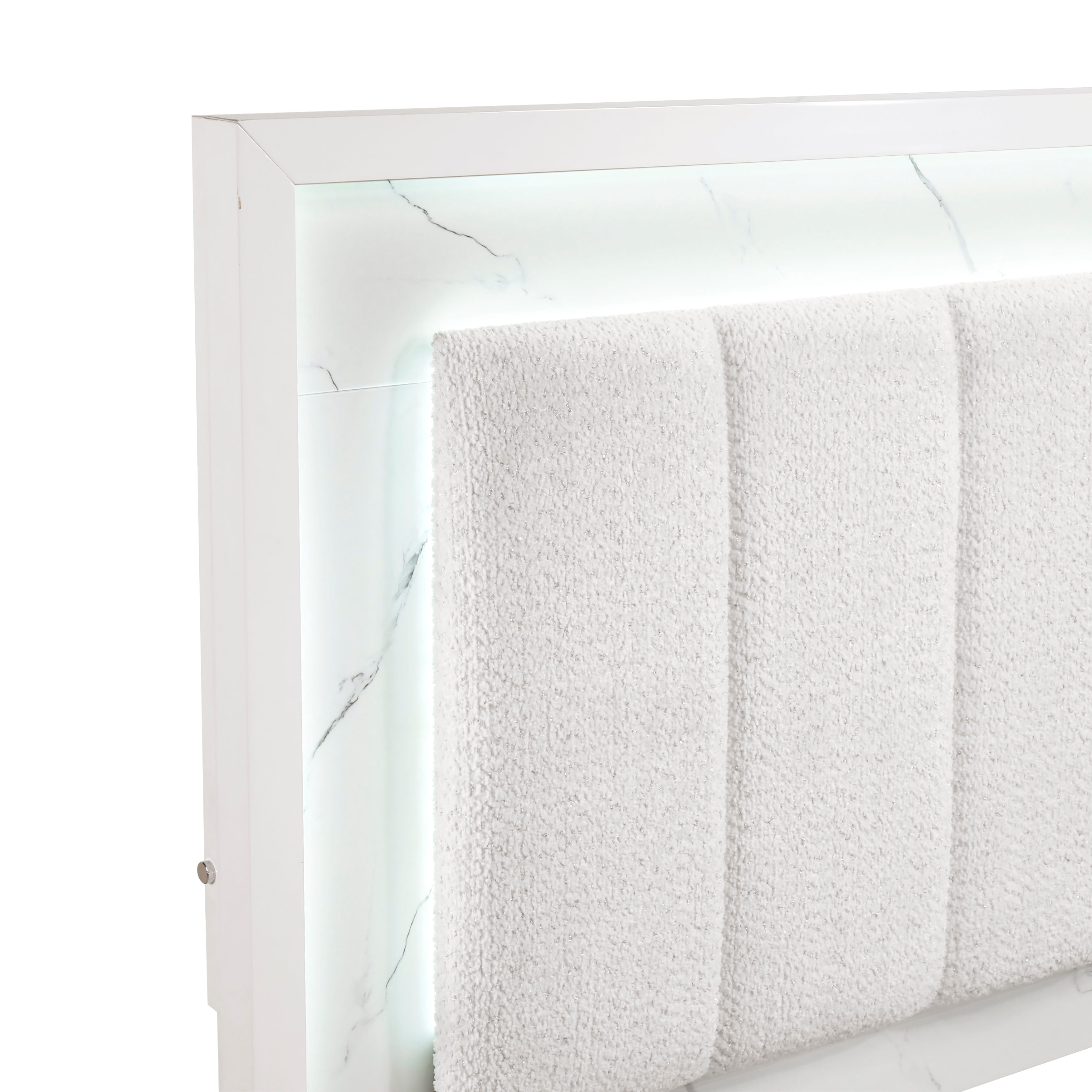 Homelegance 2457 Ripple Upholstered Cal King Bed