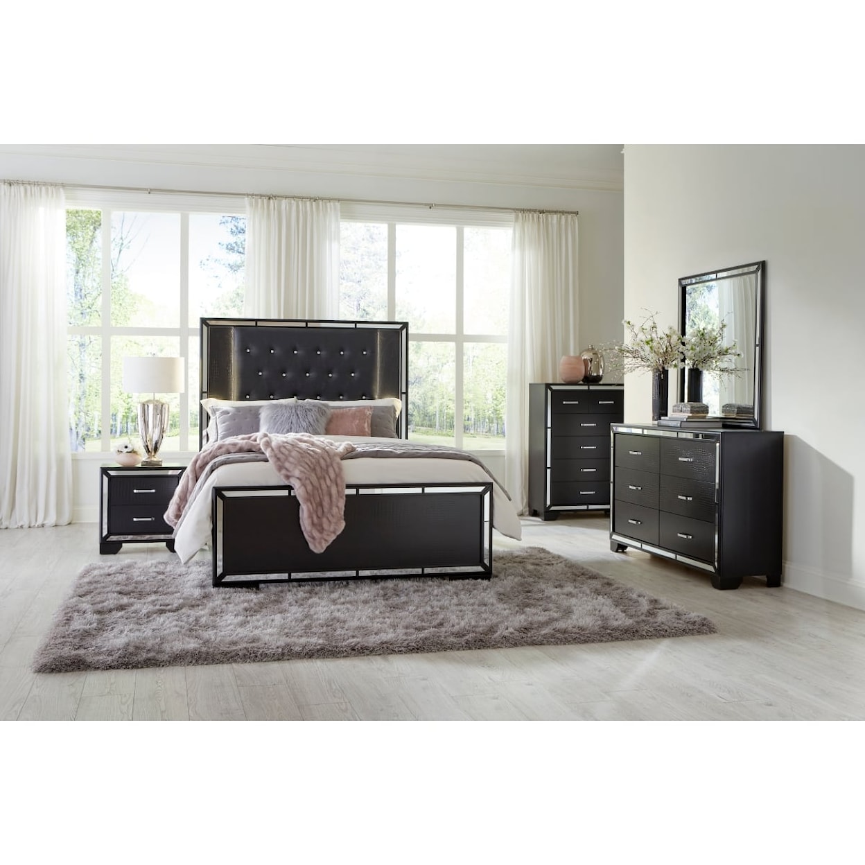 Homelegance Furniture Aveline King Upholstered Bed