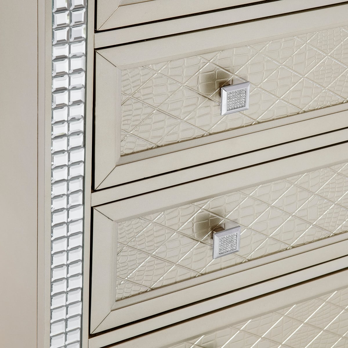 Homelegance Juliette Server