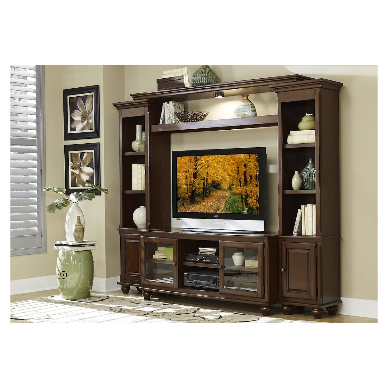 Homelegance Furniture Lenore TV Stand