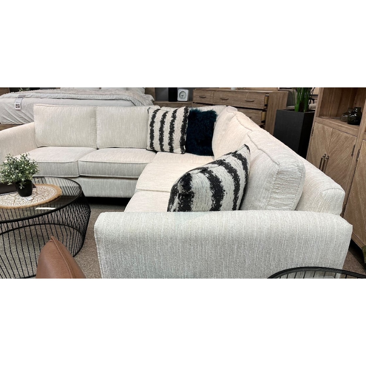 Lewis Home 4426 2 Piece Sectional