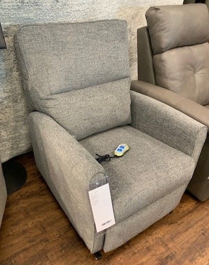 Pinecrest Power Reclining Chair