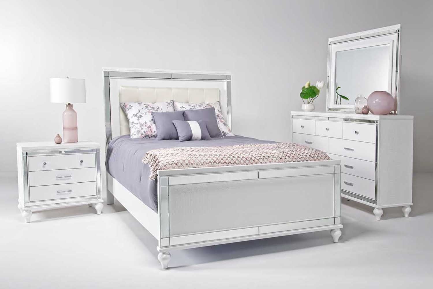 Valentino queen on sale bed set