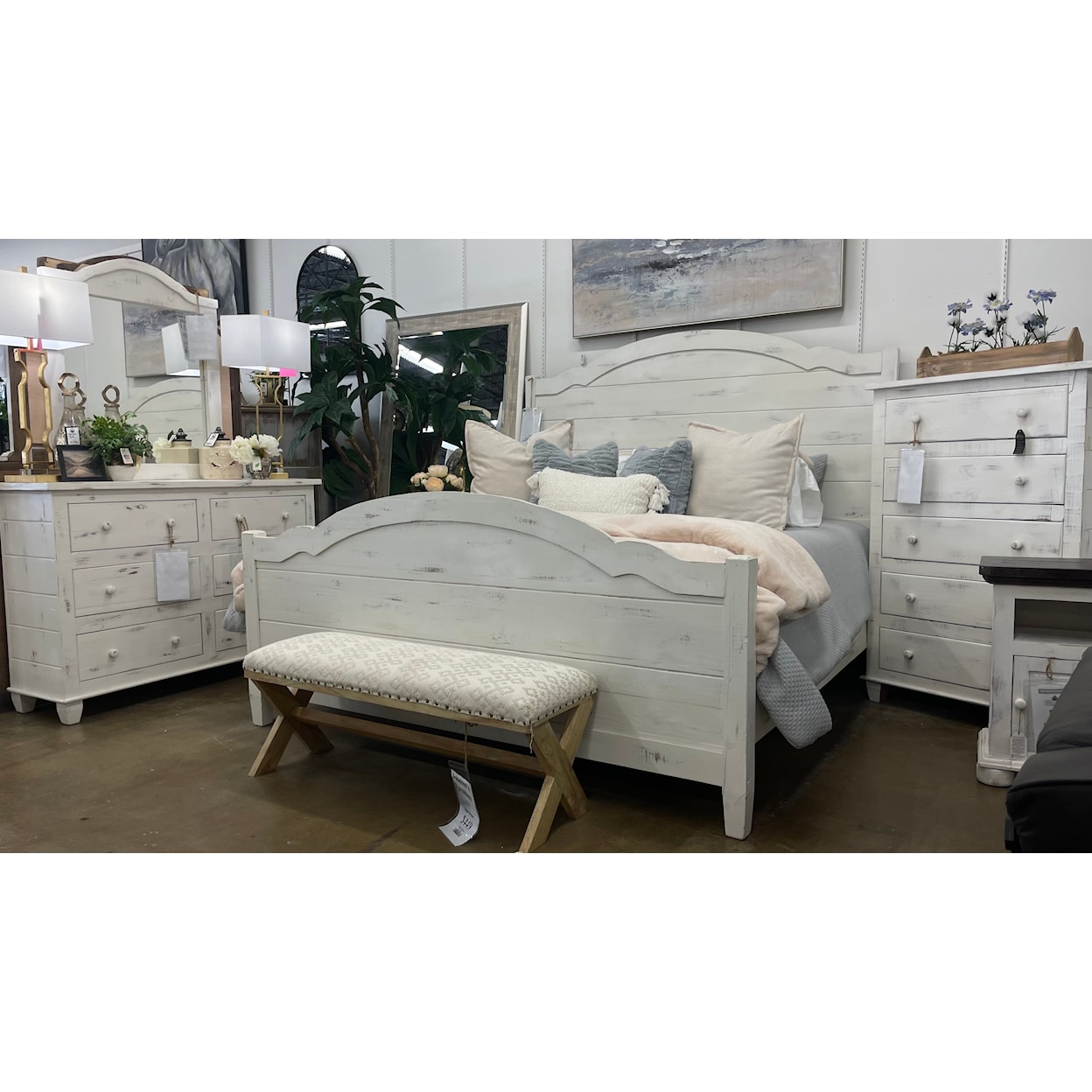 Vintage Joanna 4 Piece Queen Bedroom Set