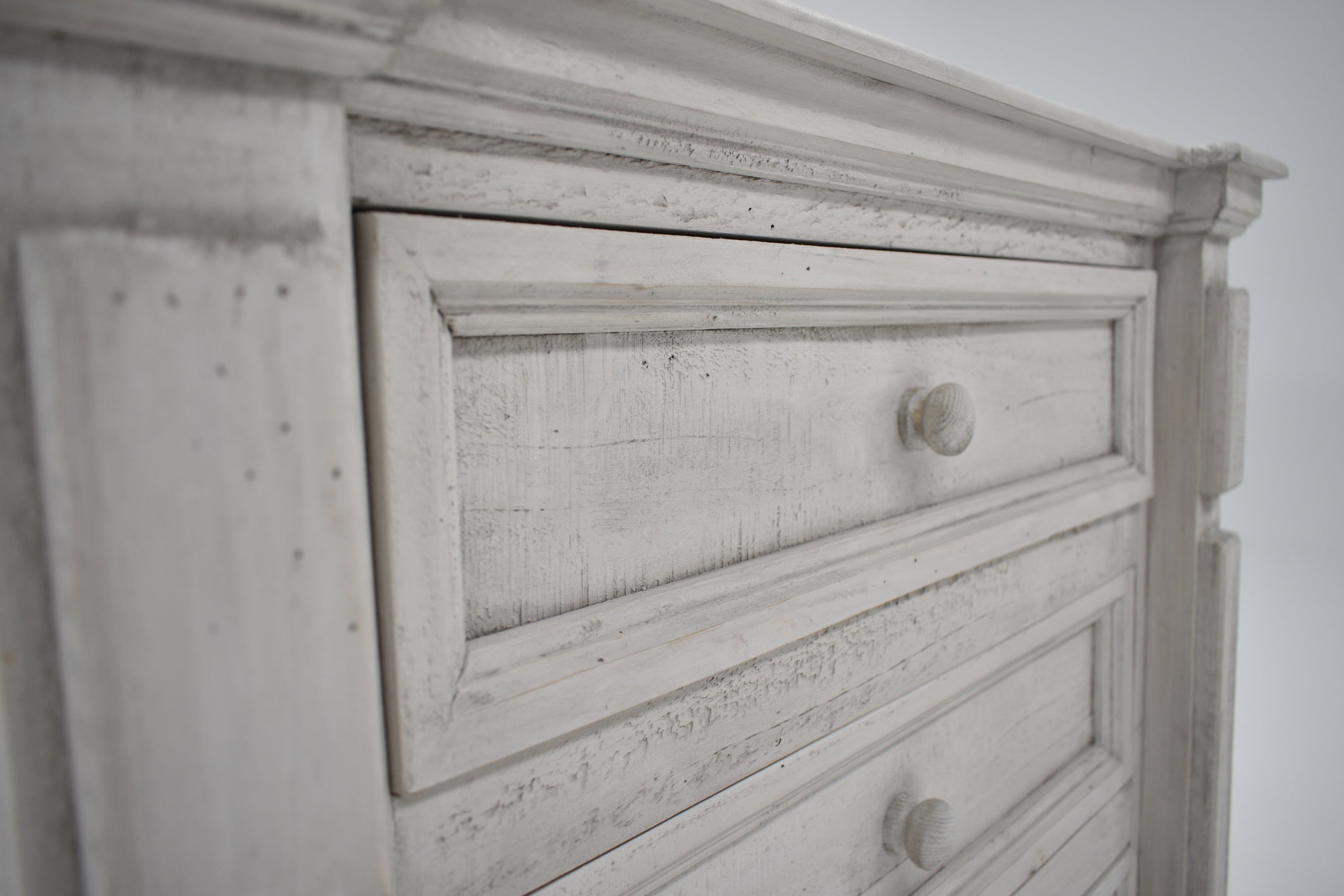 Vintage Maverick Maverick King, Dresser, Mirror & Nightstand