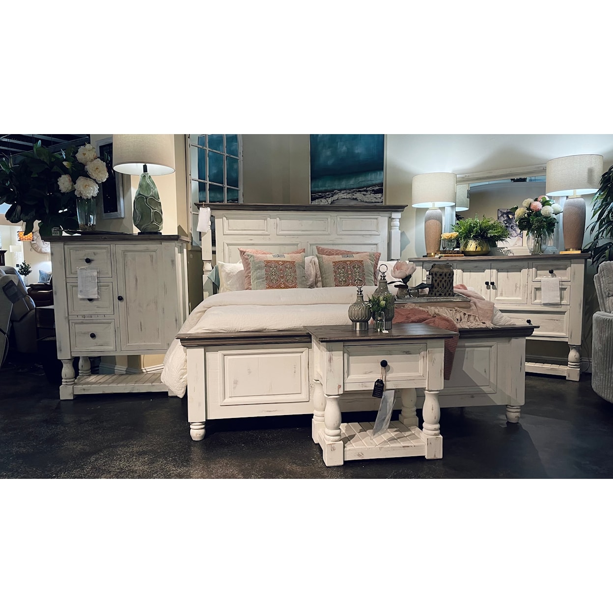 Vintage Martha 4 Piece Queen Bedroom Set