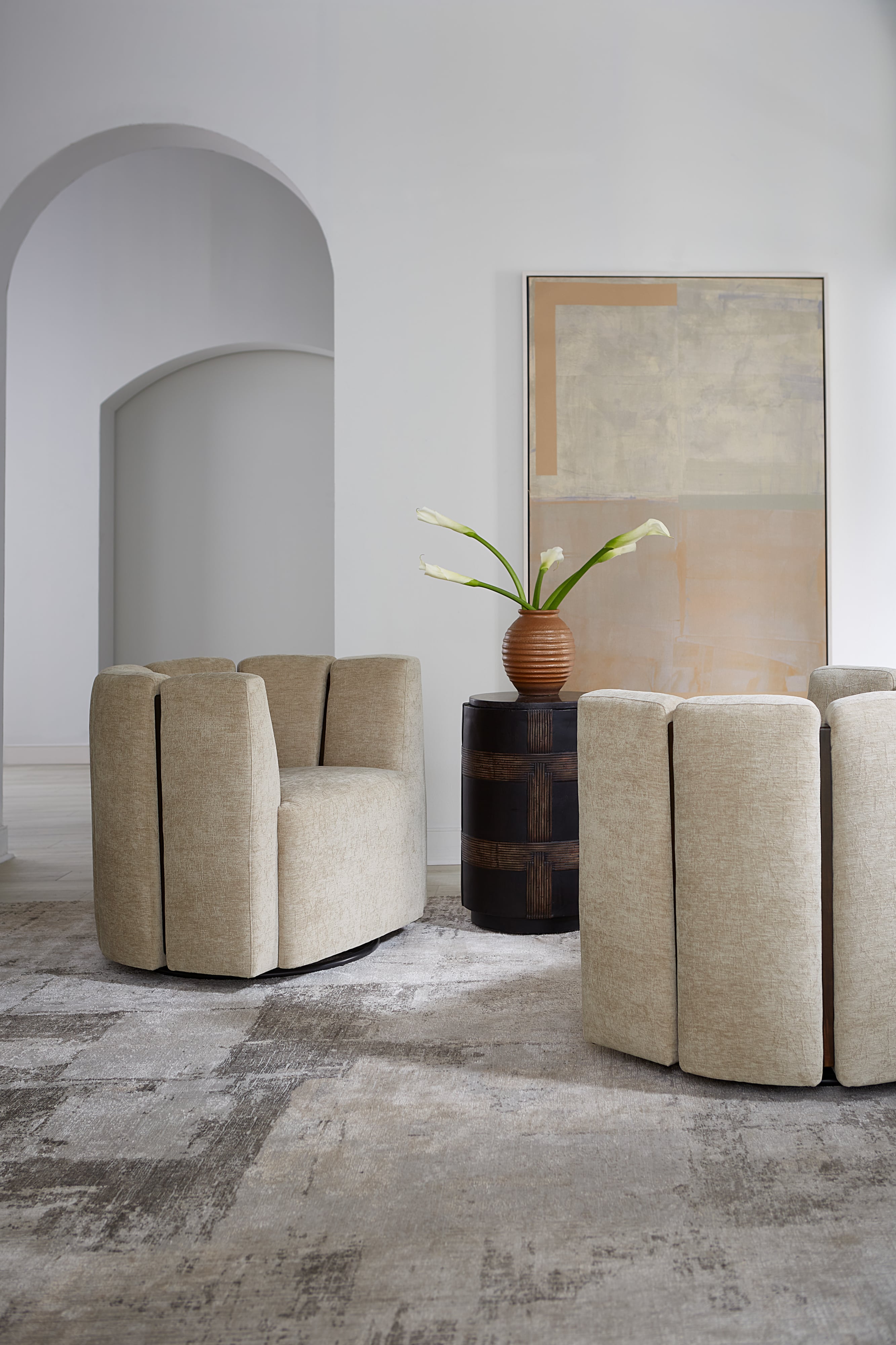 HF Custom Chichi Chichi Swivel Chair