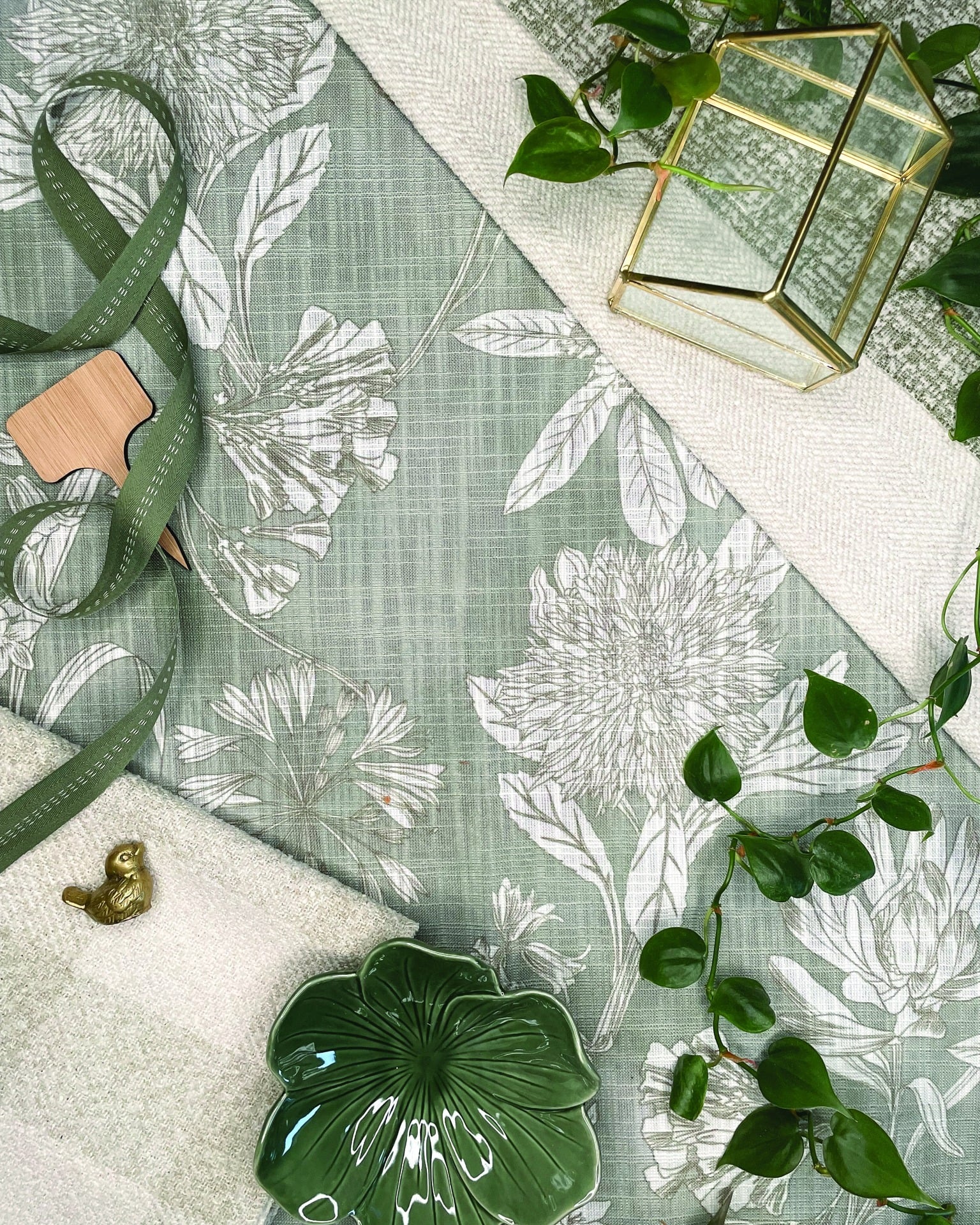 Vera Customizable Sectional