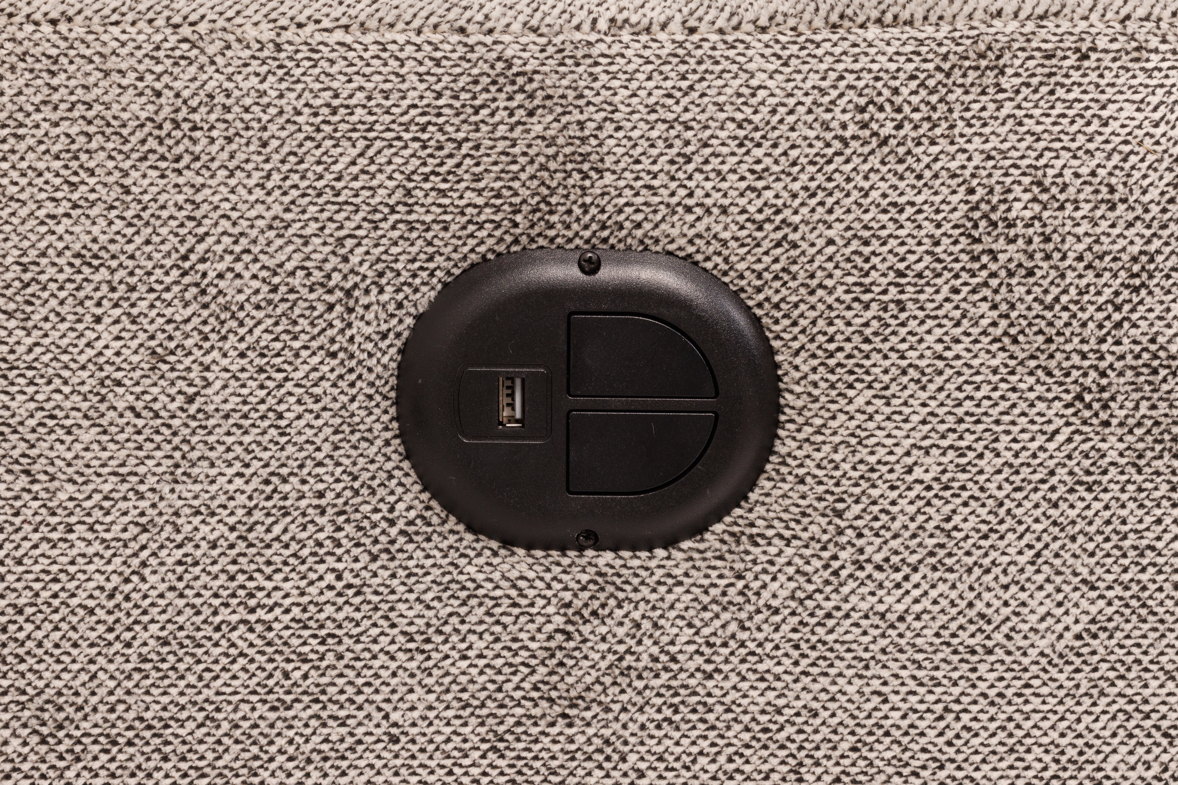 Quinn Sectional with Power Recliner &amp; Chaise