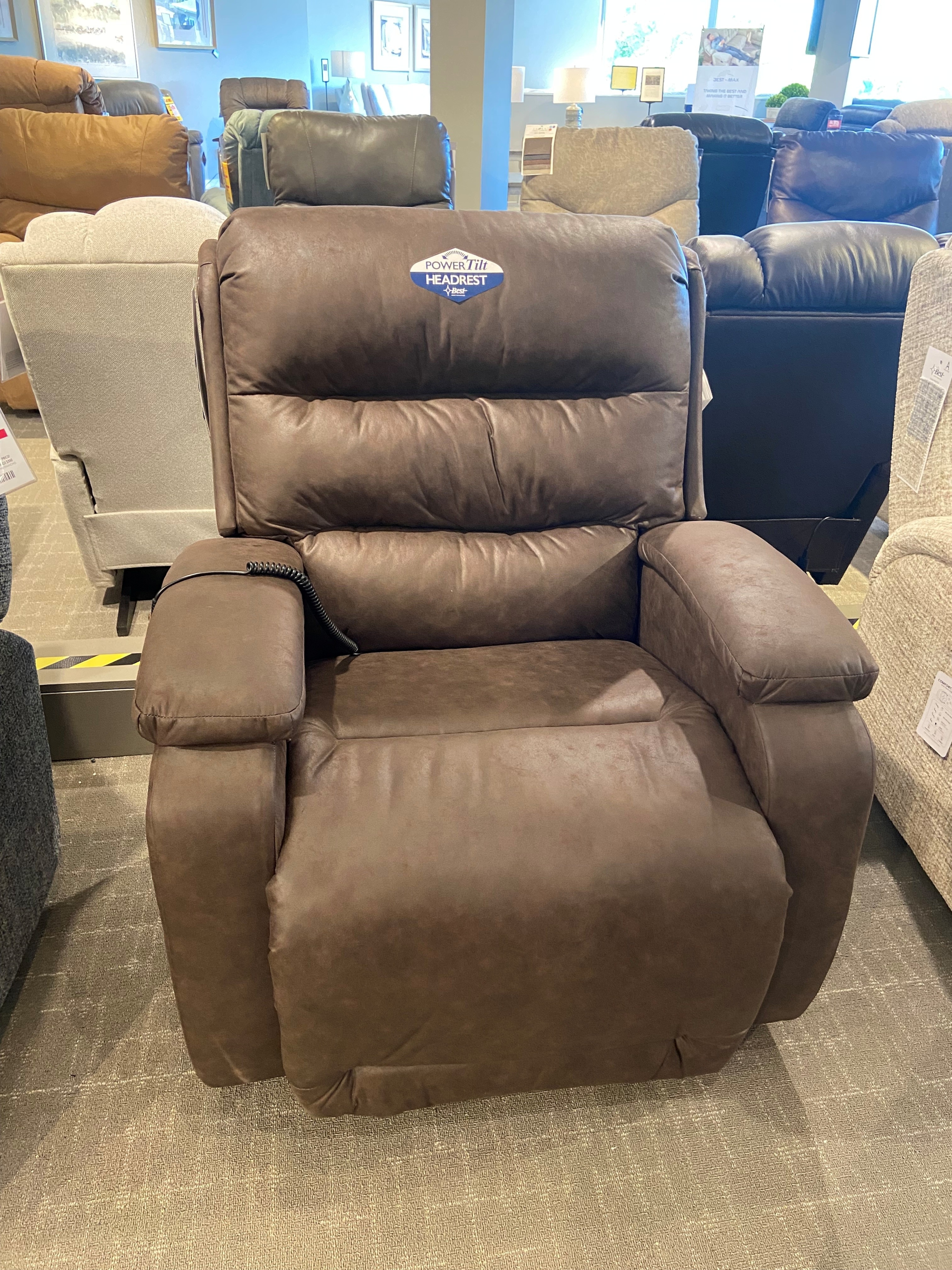 Zero Gravity Recliner with Headrest