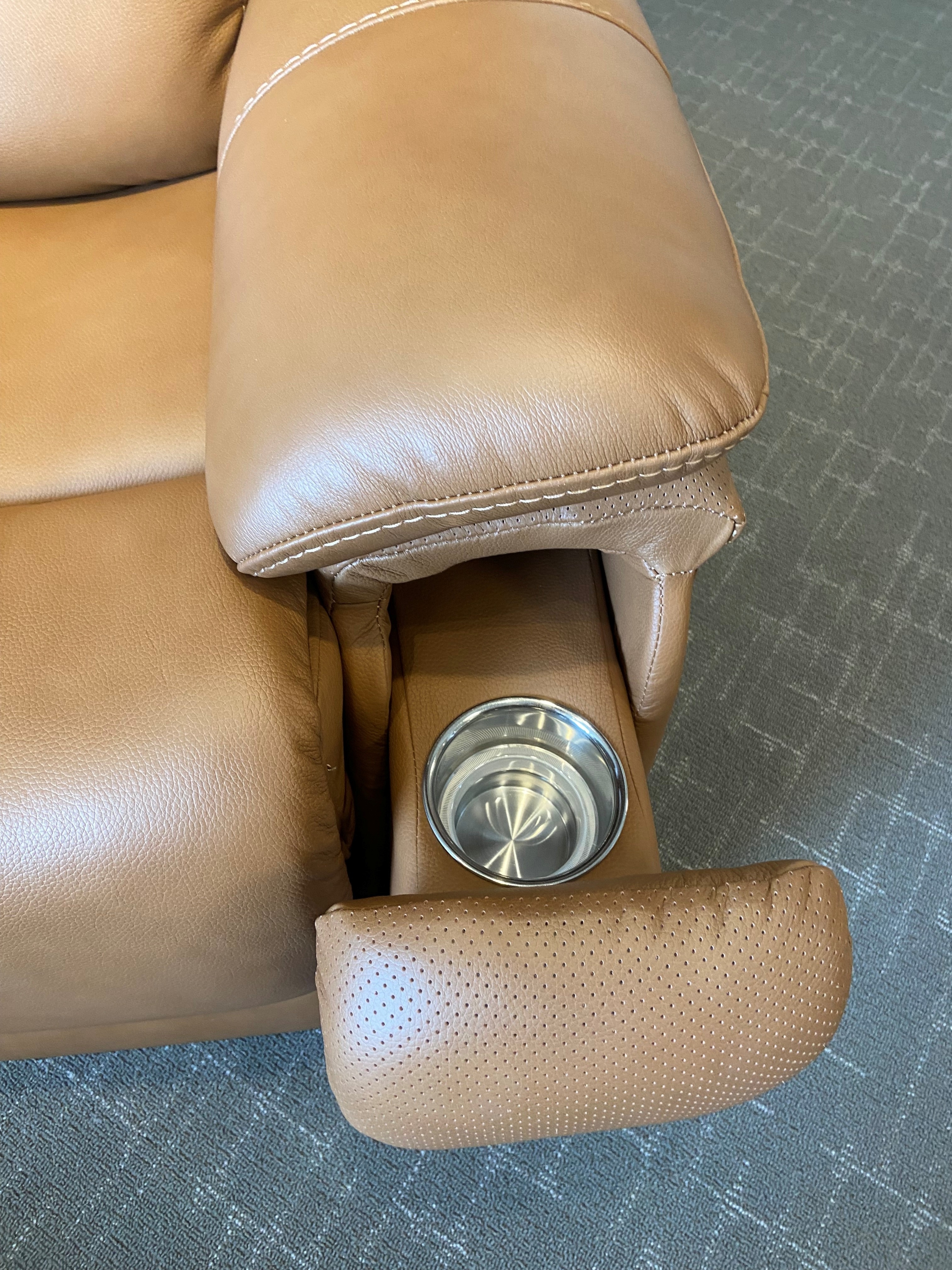 Moto Motion Moto Motion Triple Power Home Theater Recliner