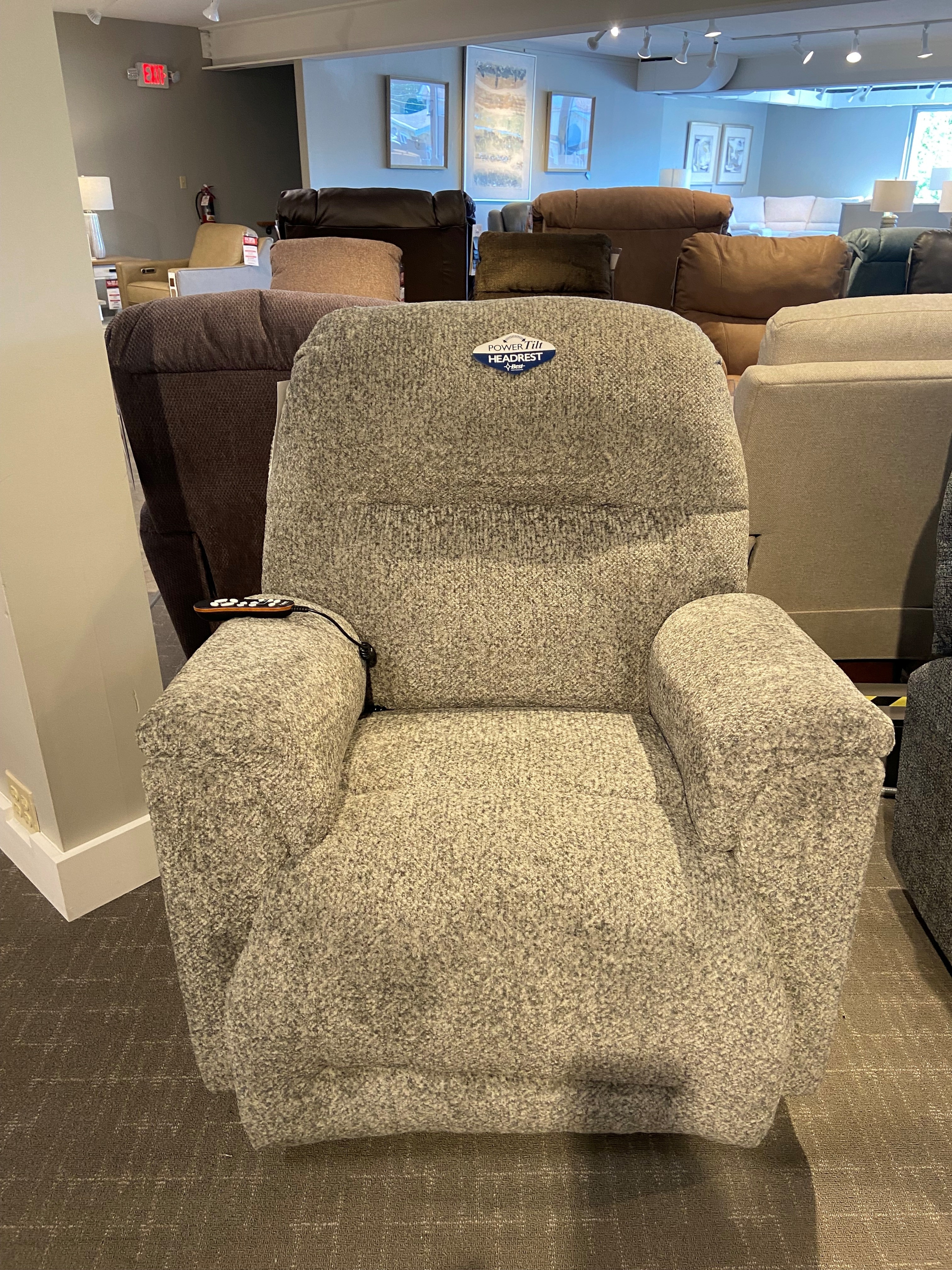 Zero Gravity Recliner with Headrest