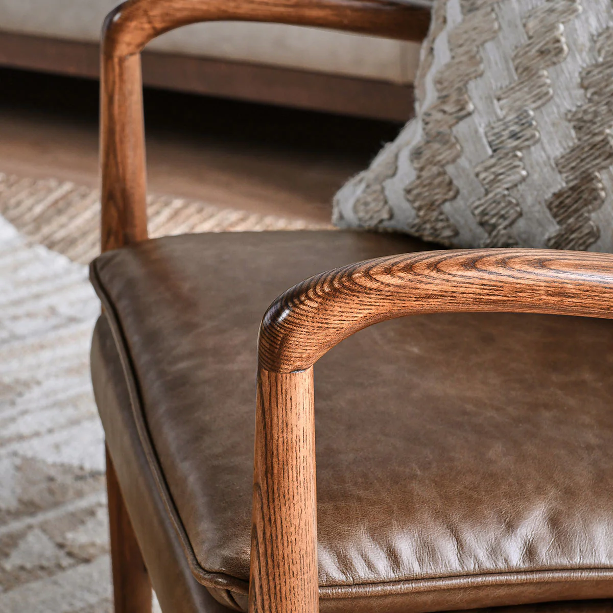 Club Chair Barrel Brown