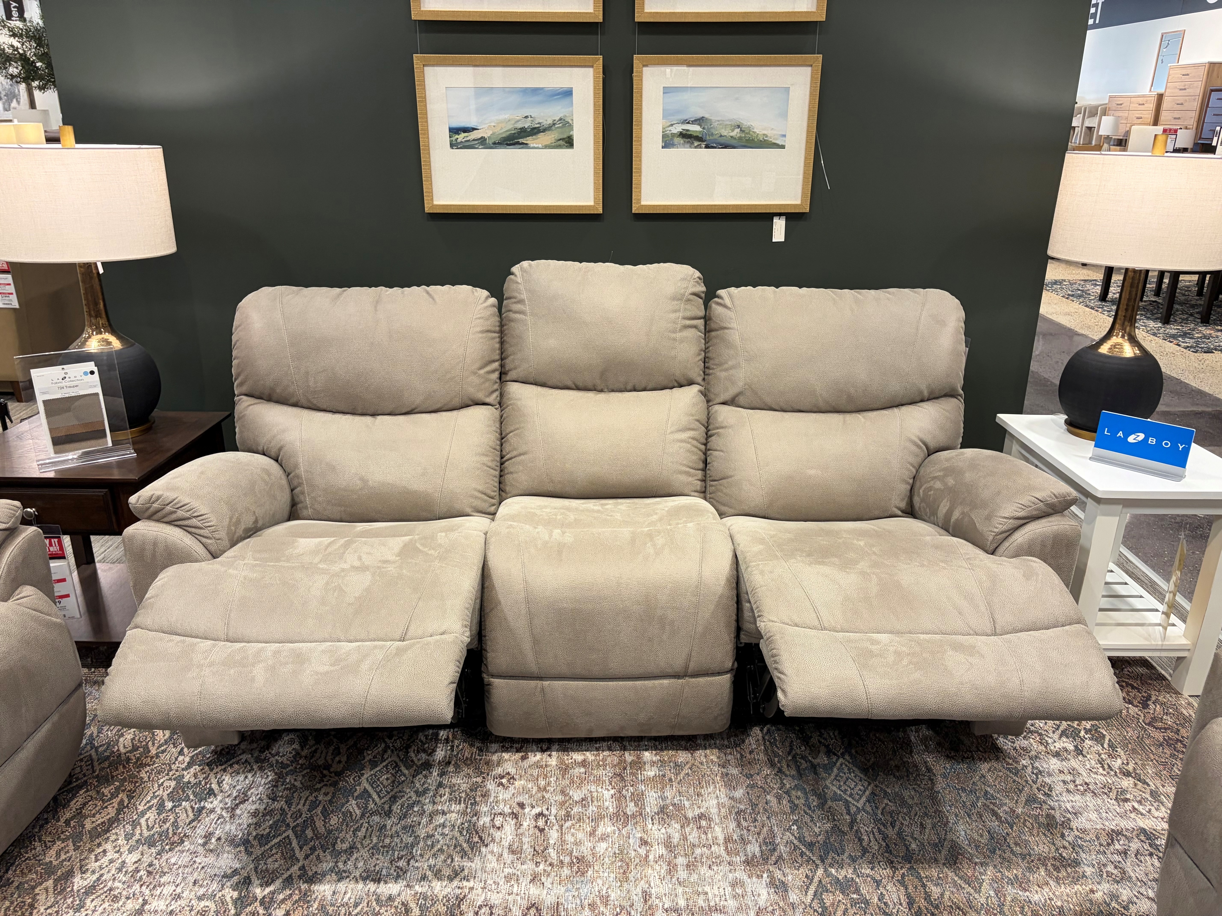 La-Z-Boy Trouper 444-724-D185553 Manual Reclining Sofa | Steger's