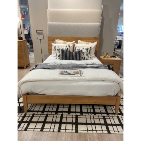2 West King Modern Platform Bed