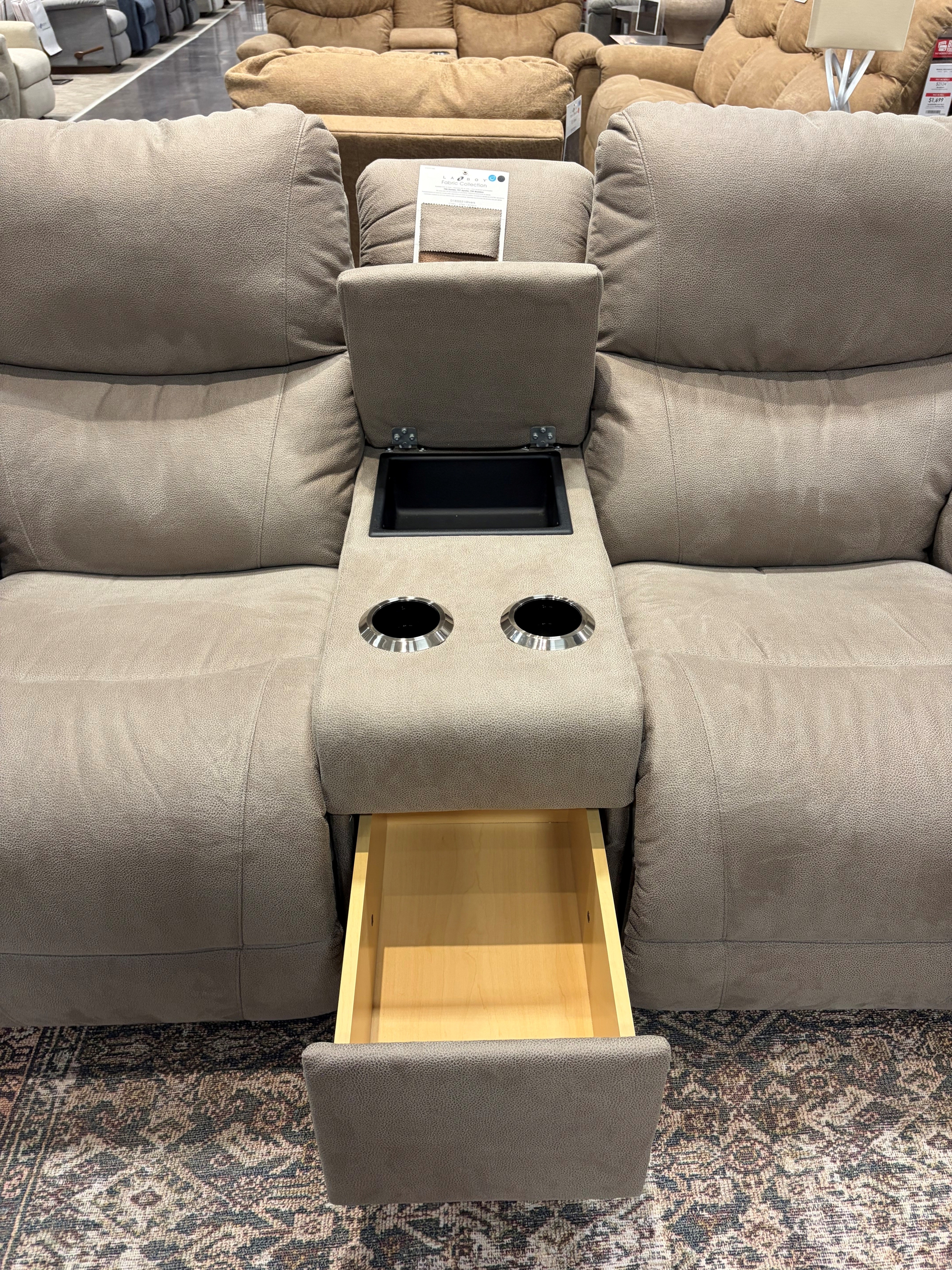 La-Z-Boy Trouper X49-724-W2-D185553 Power Reclining Loveseat with