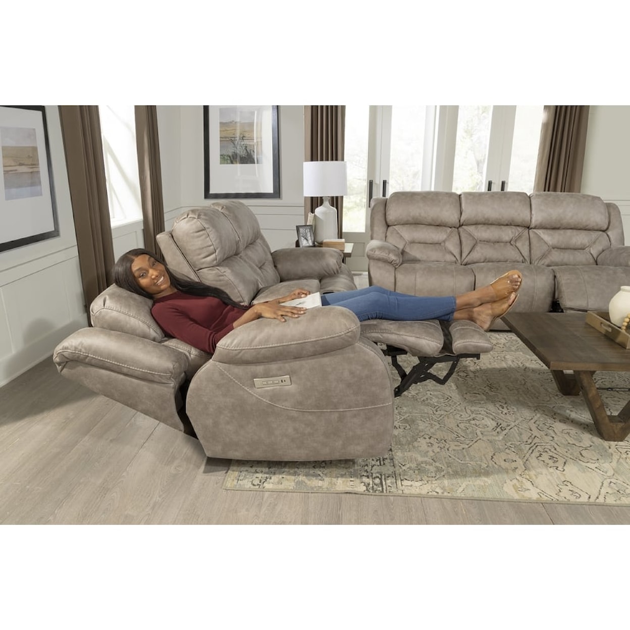 HomeStretch Skywalker Double Reclining Power Sofa