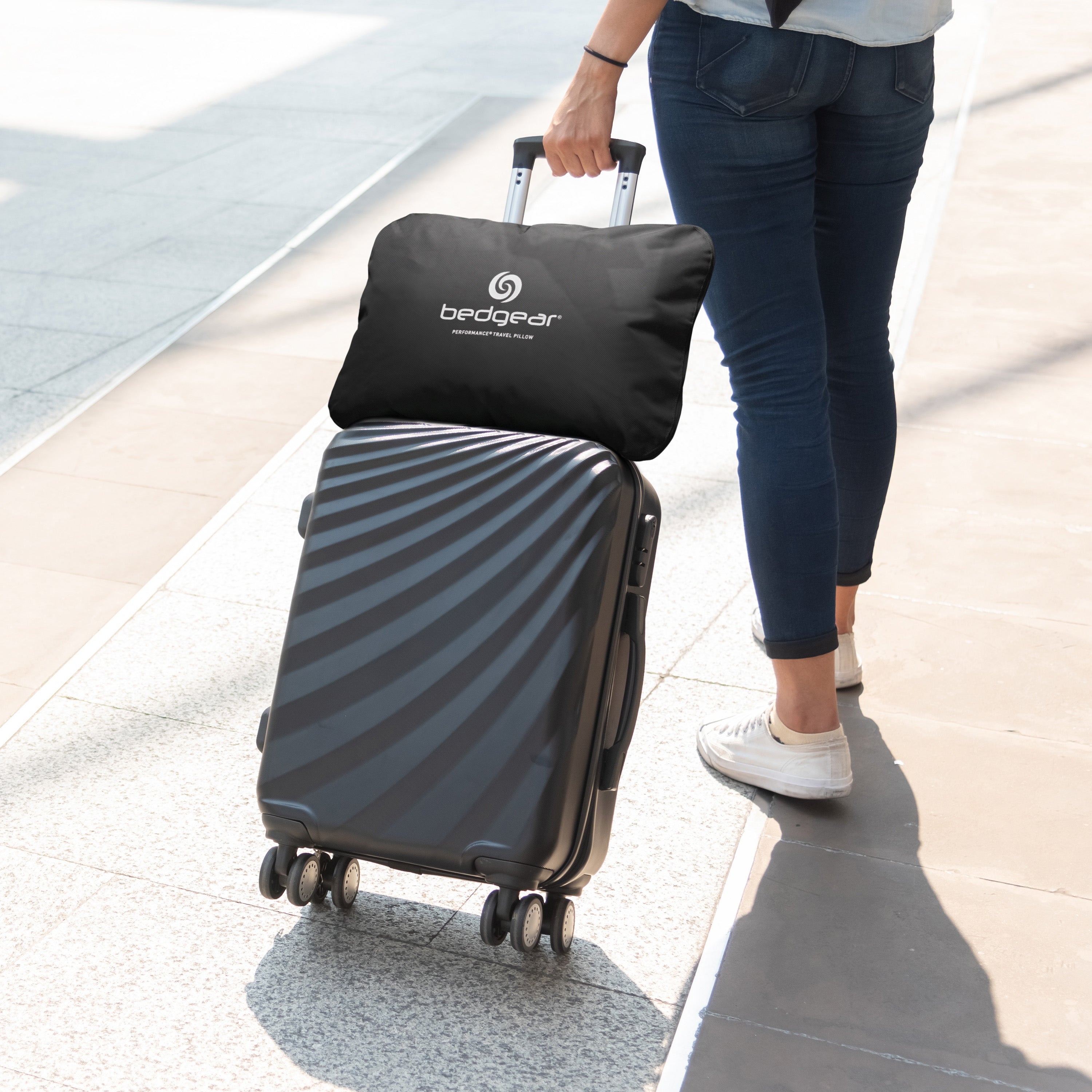 Flow Performance® Travel Pillow