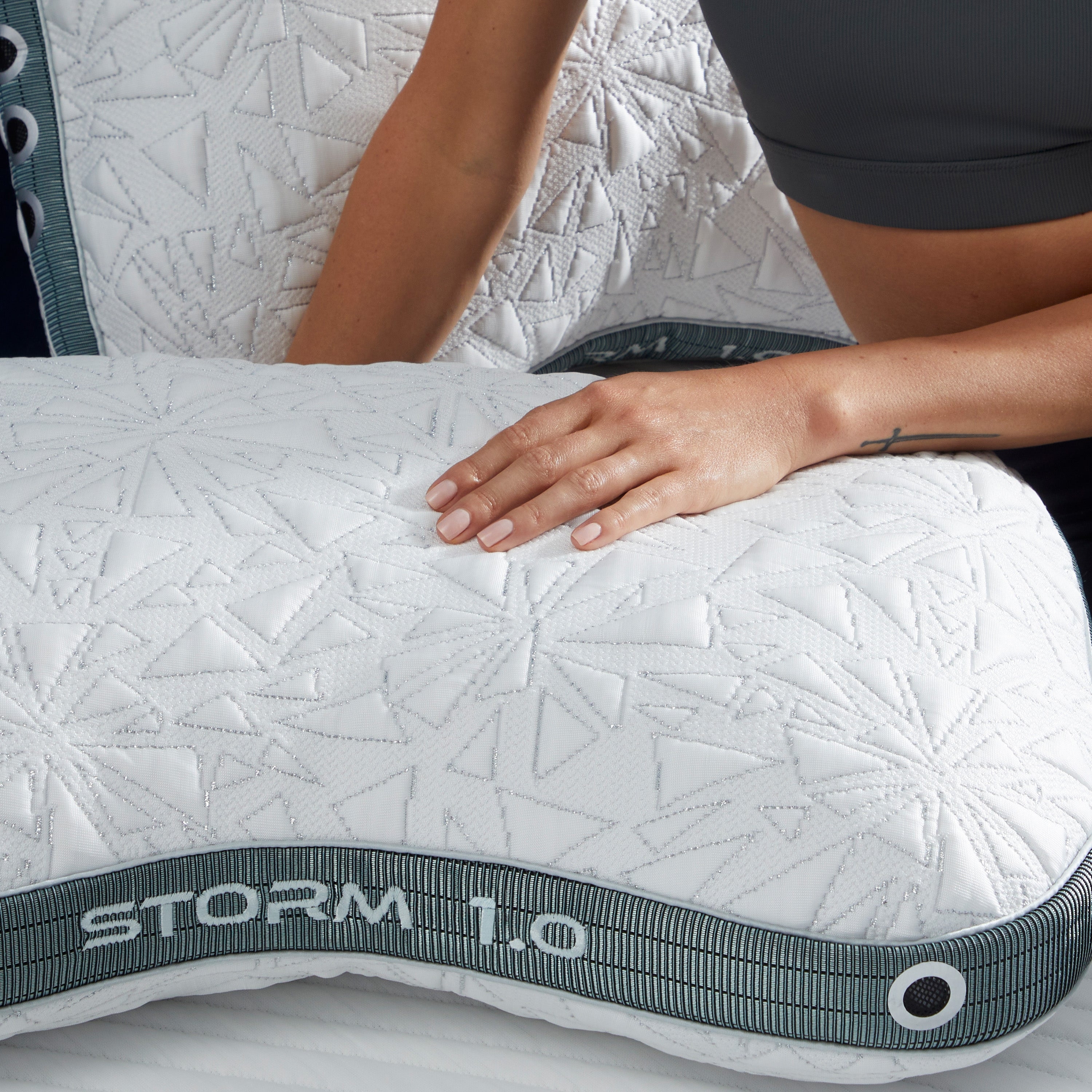 Bedgear Storm Cuddle Curve Pillow Pillow Storm Cuddle 0.0