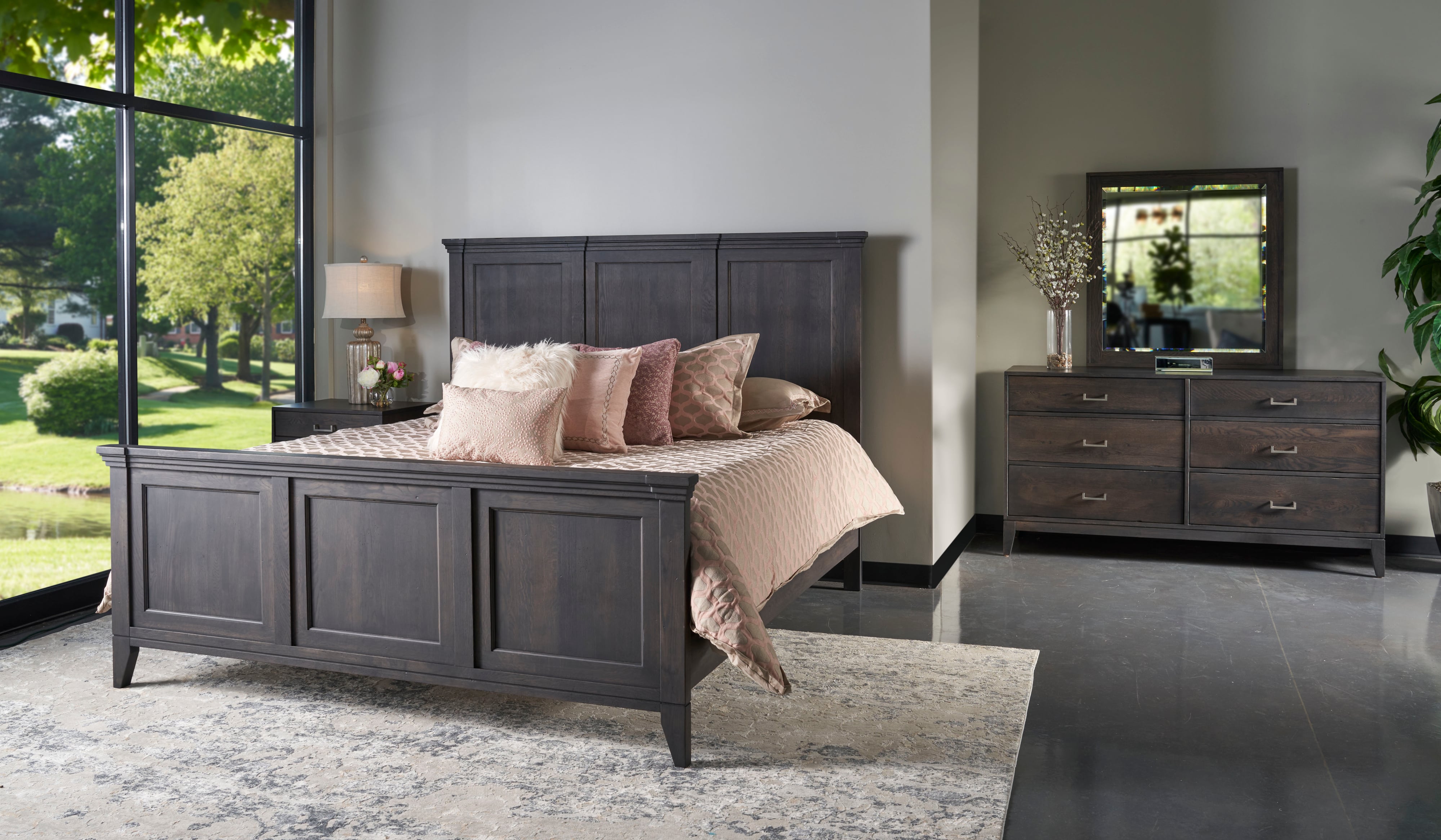 King Crown Panel Bed