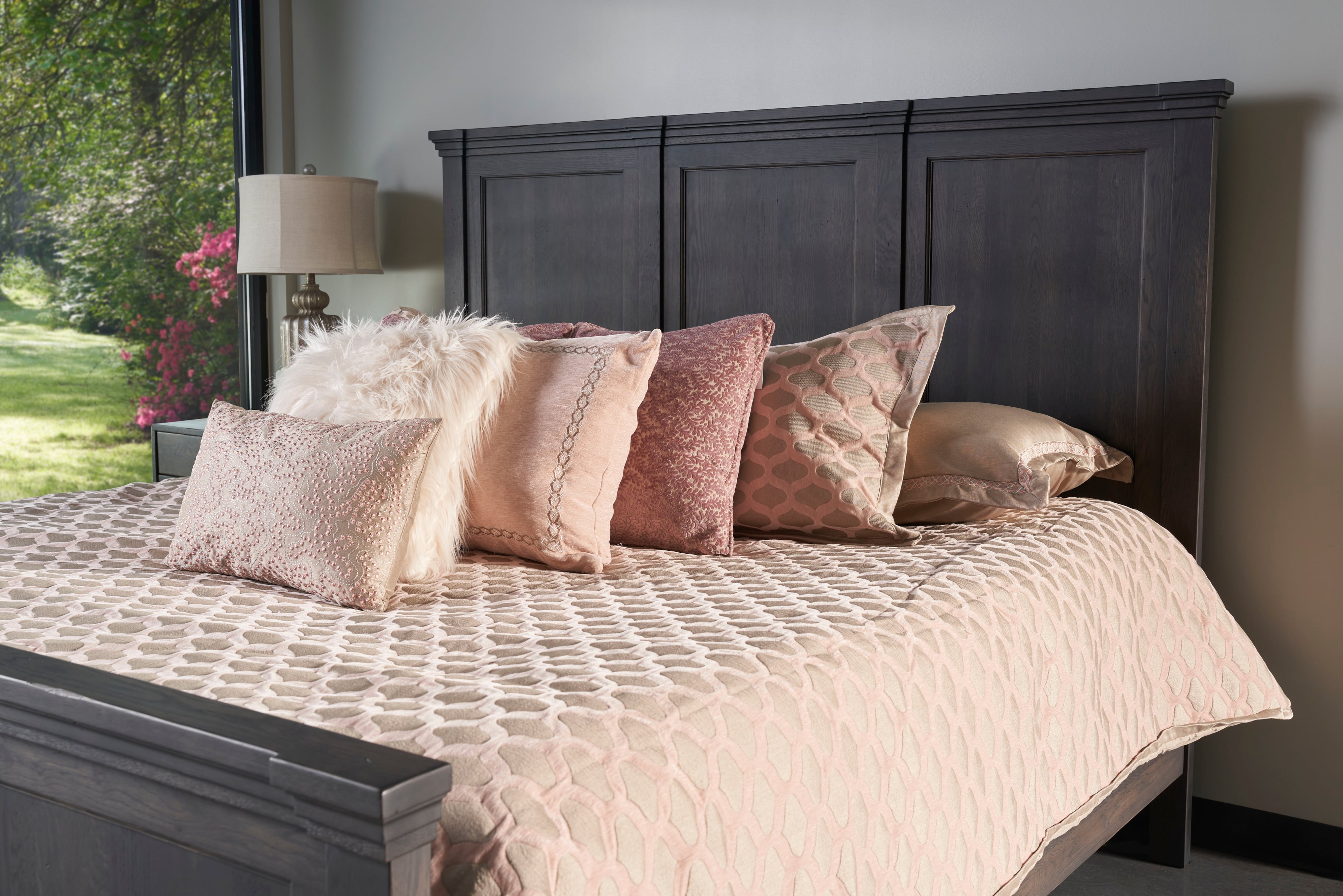 King Crown Panel Bed