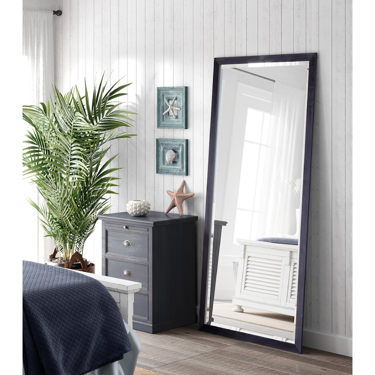 Bassett Mirror Bassett Mirror Courtland Leaner Mirror