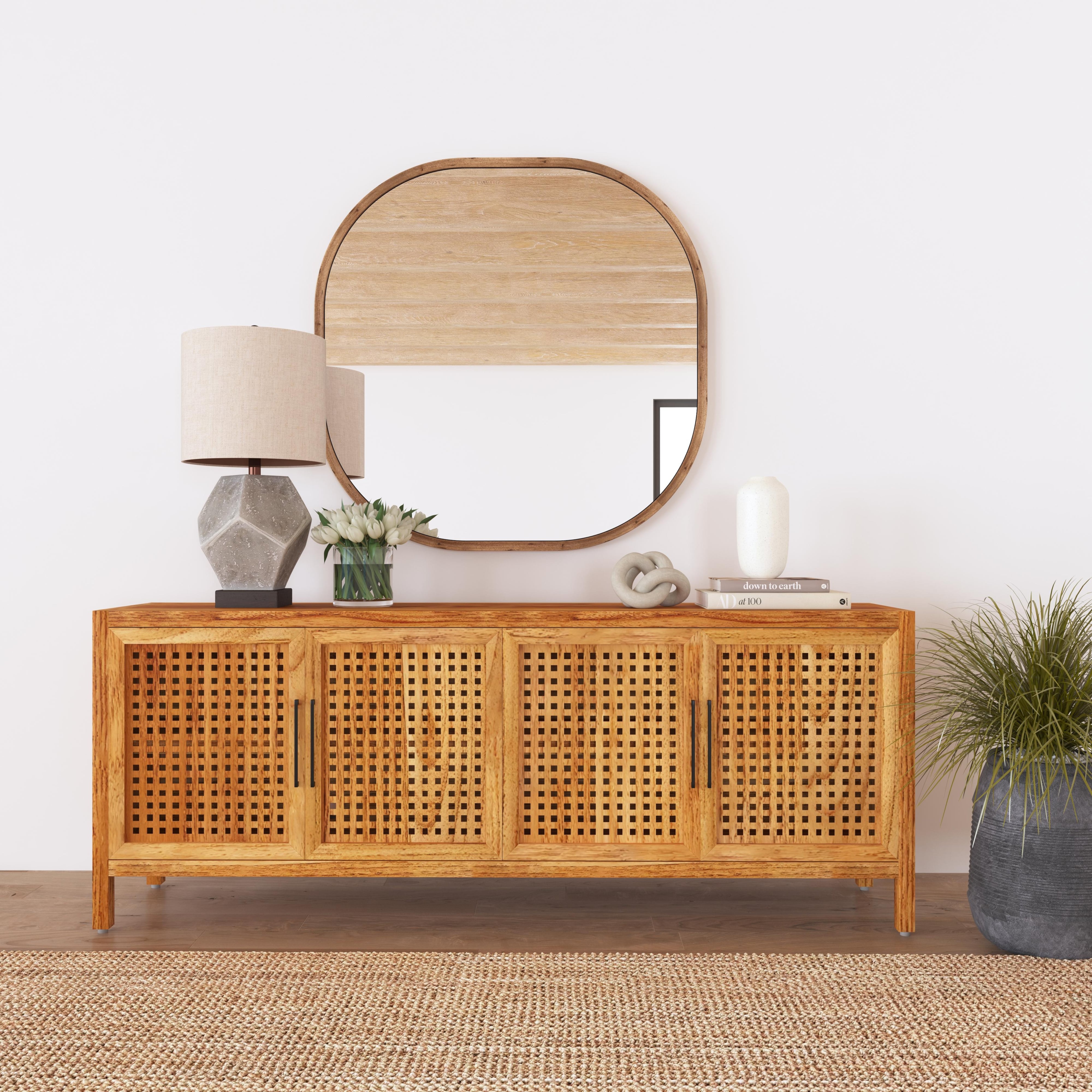 Bassett Mirror Pentak 4-Door Pentak Server