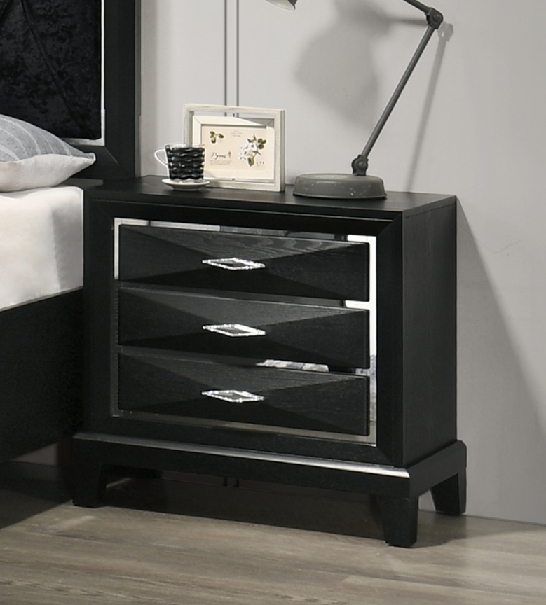 3-Drawer Nightstand