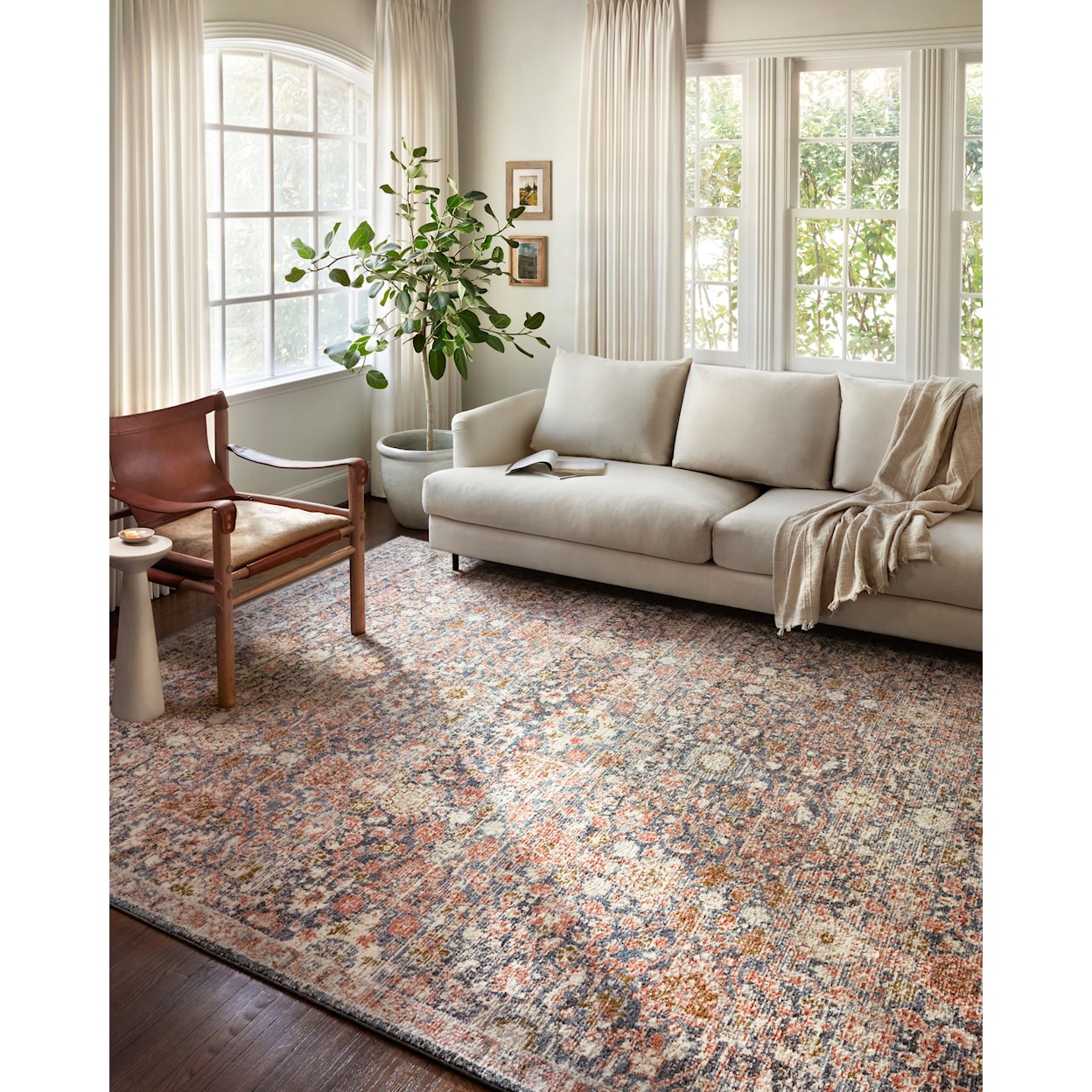 Loloi Rugs Saban 18" x 18"  Rug