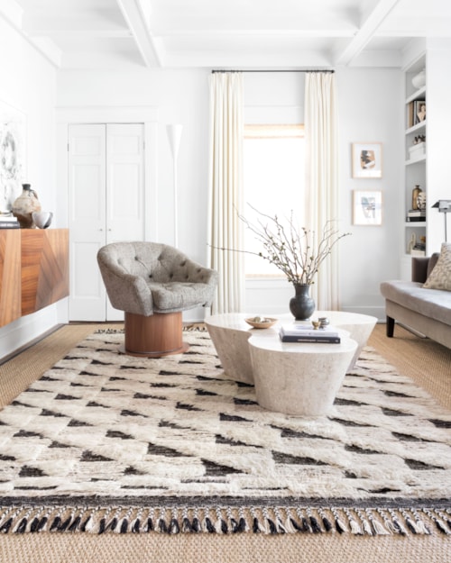 18" x 18" Natural / Black Sample Rug