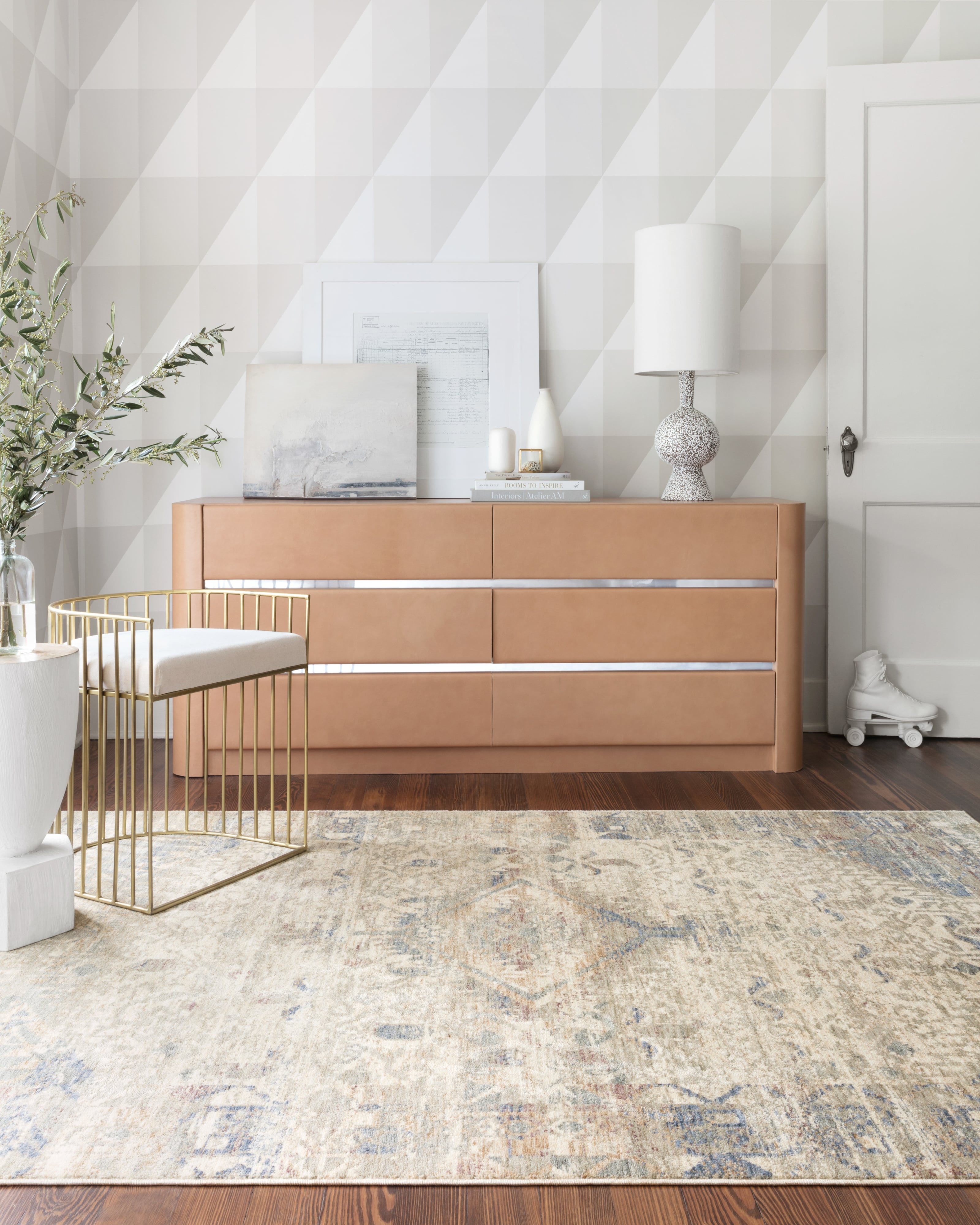 9'6" x 12'5" Ivory / Blue Rug