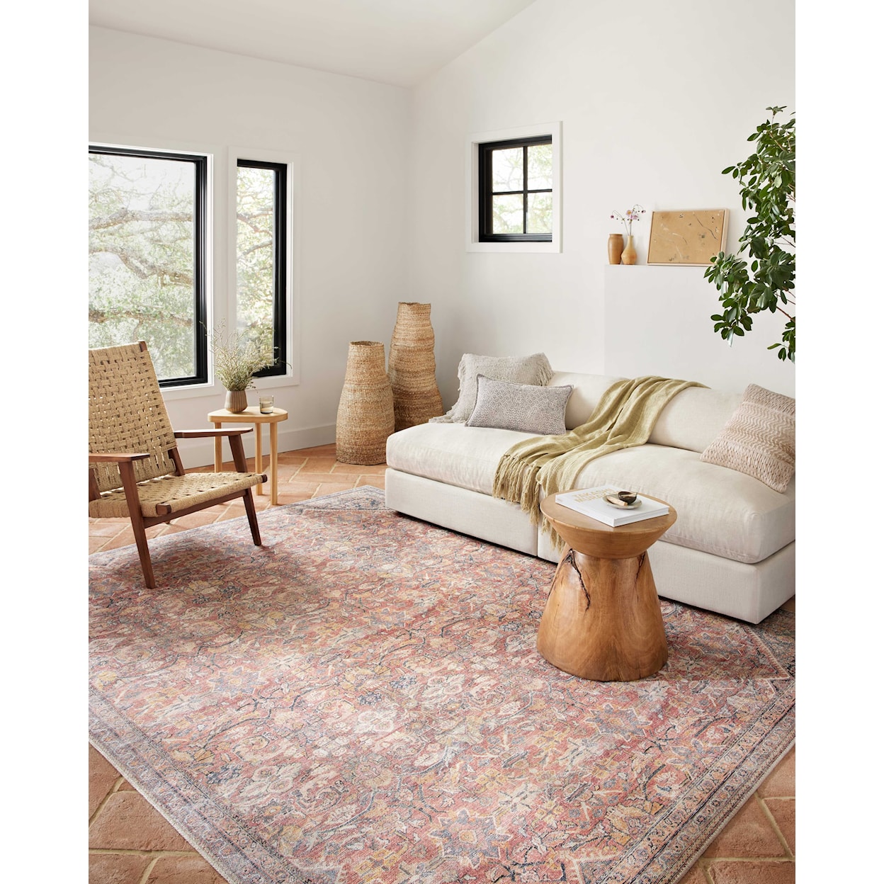 Loloi Rugs Adrian 18" x 18"  Rug