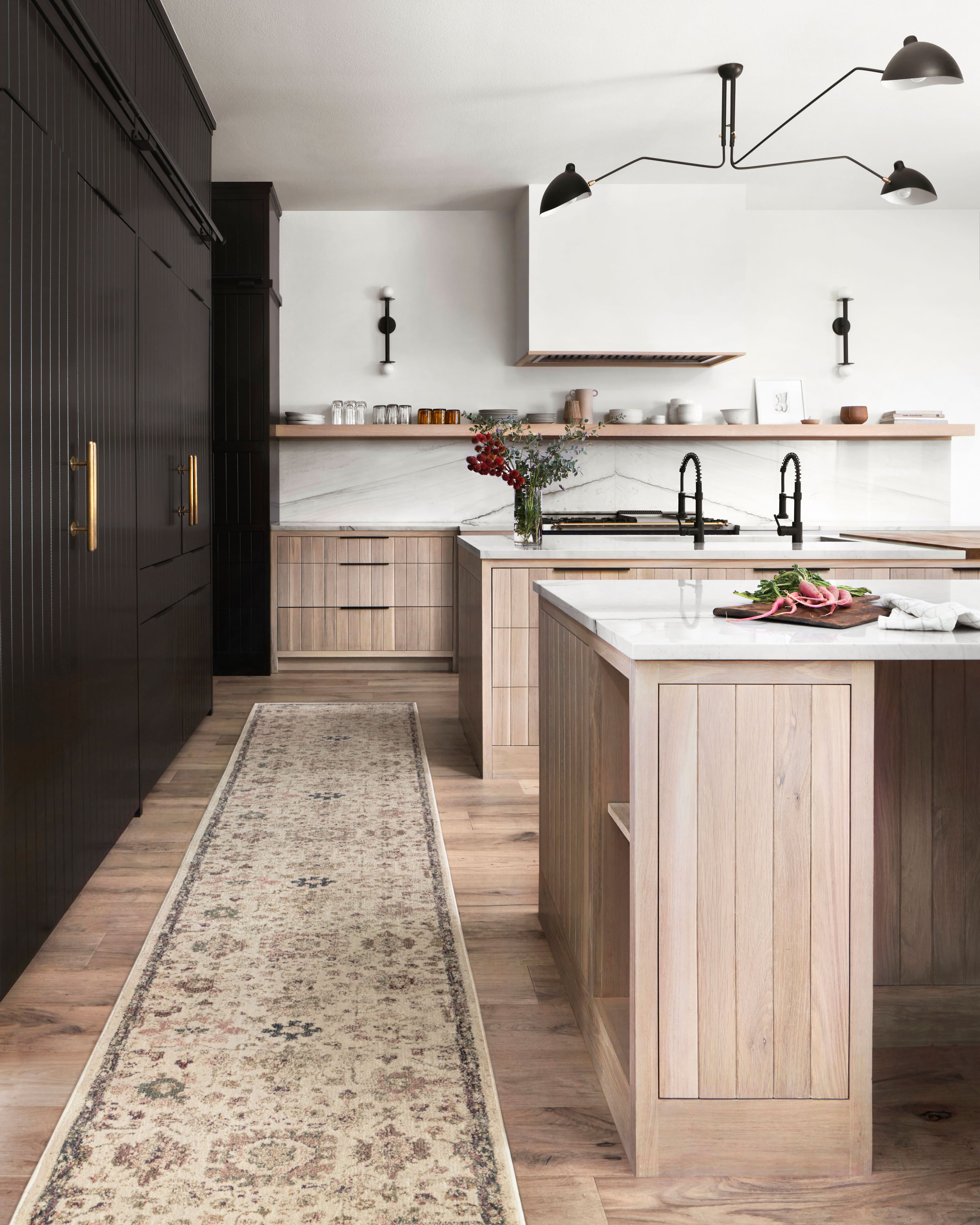 Loloi Rugs Giada 18" x 18"  Ivory / Multi Rug