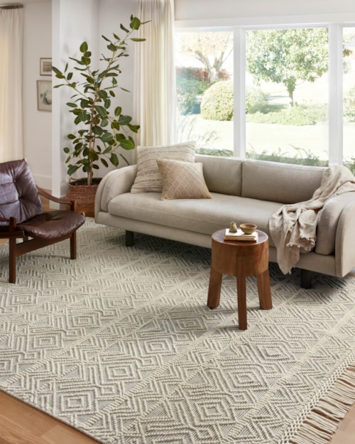 18" x 18" Ivory / Grey Sample Rug