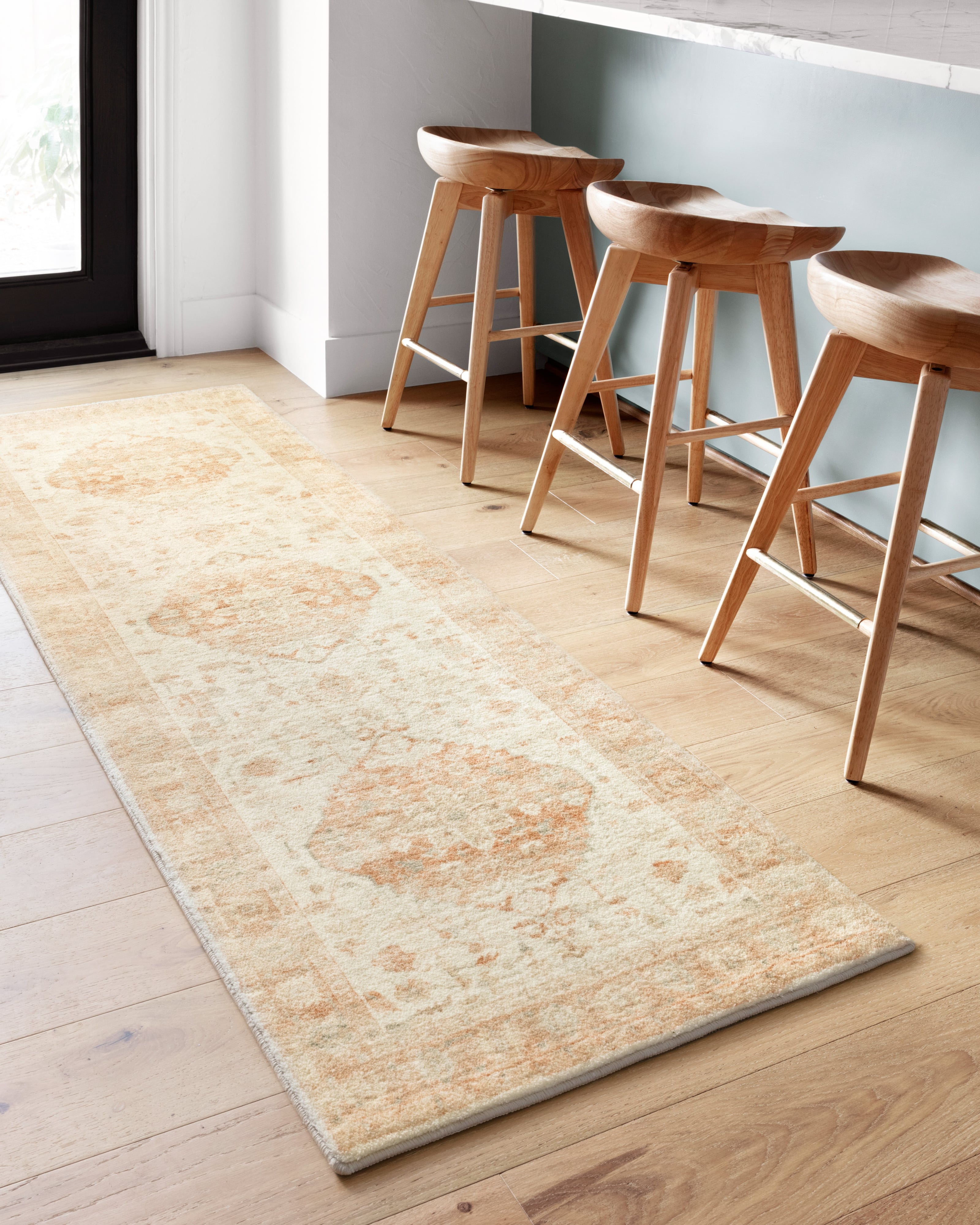 Reeds Rugs Rosette 2'2" x 3'8"  Rug